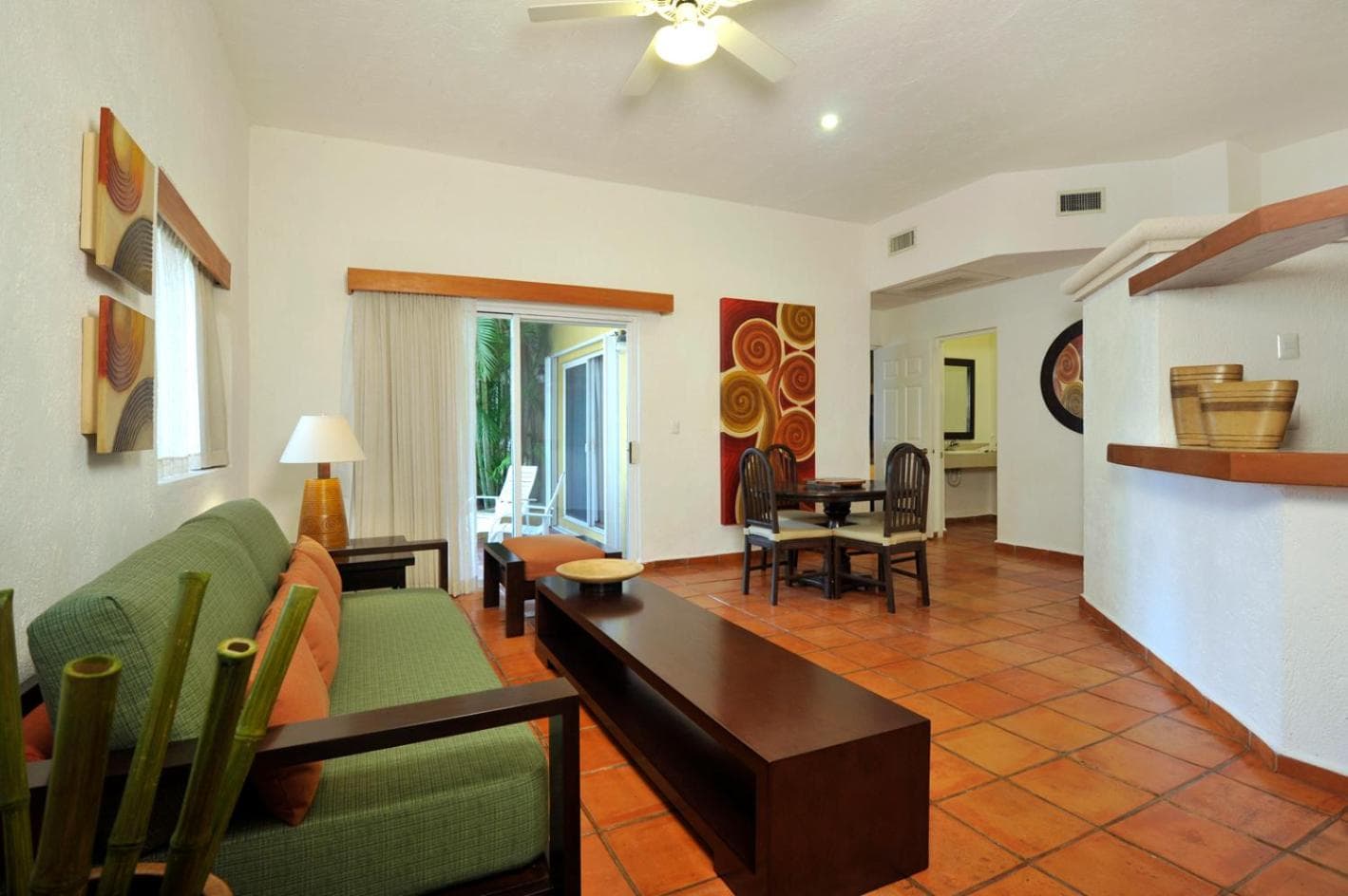 Las Palmas Condominio — 4