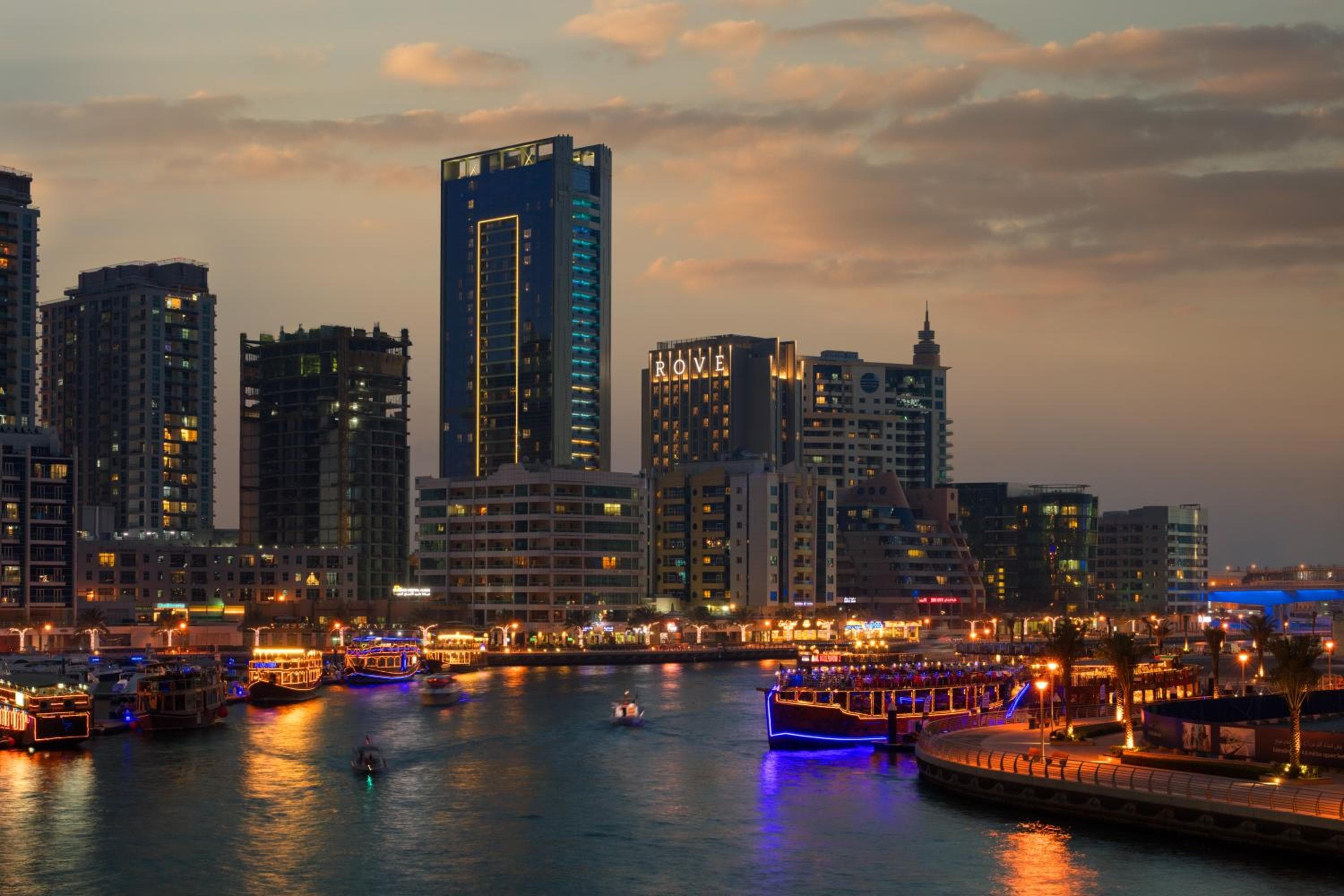 Rove Dubai Marina — 14