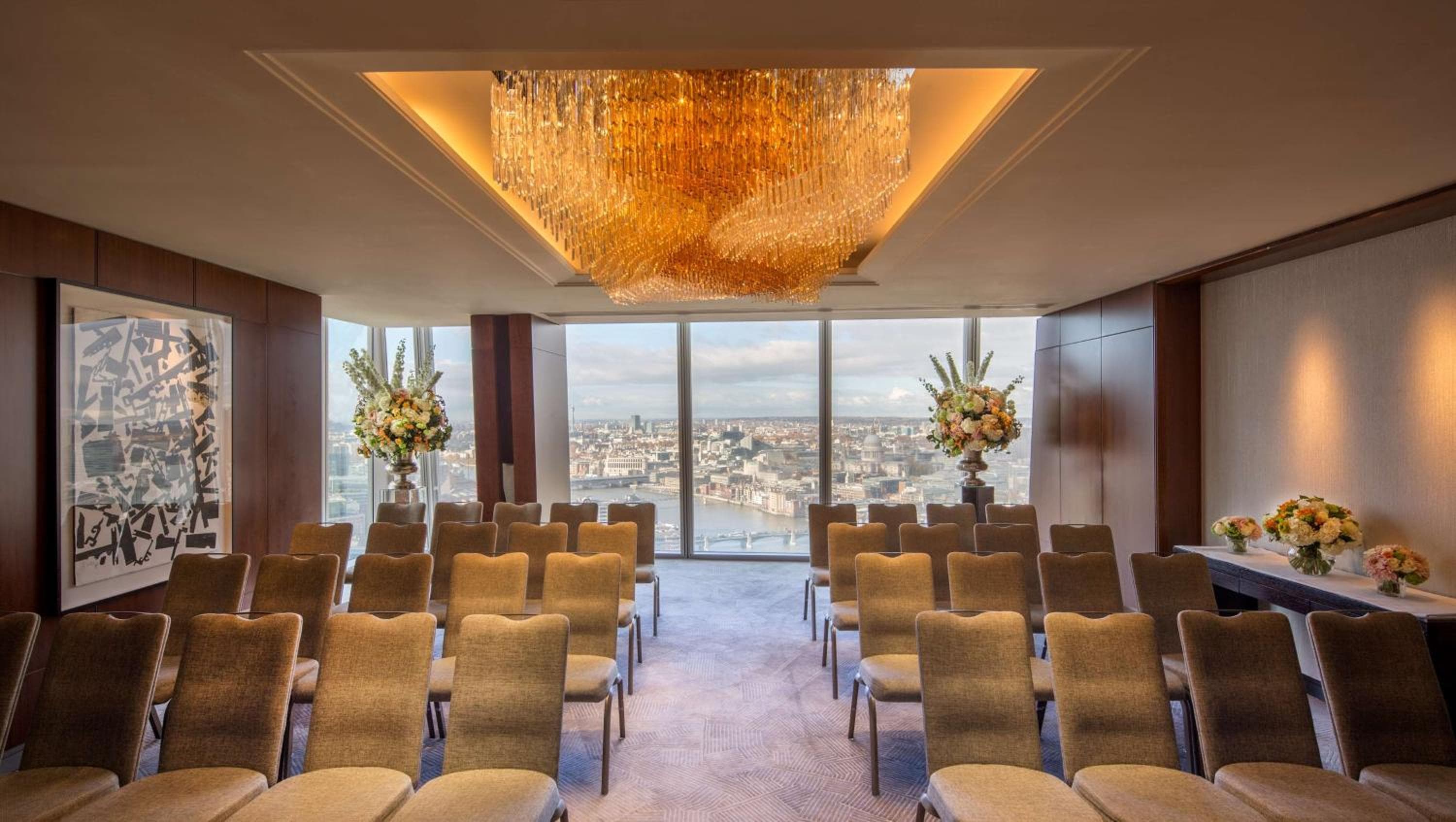 Shangri-La The Shard, Londra — 13