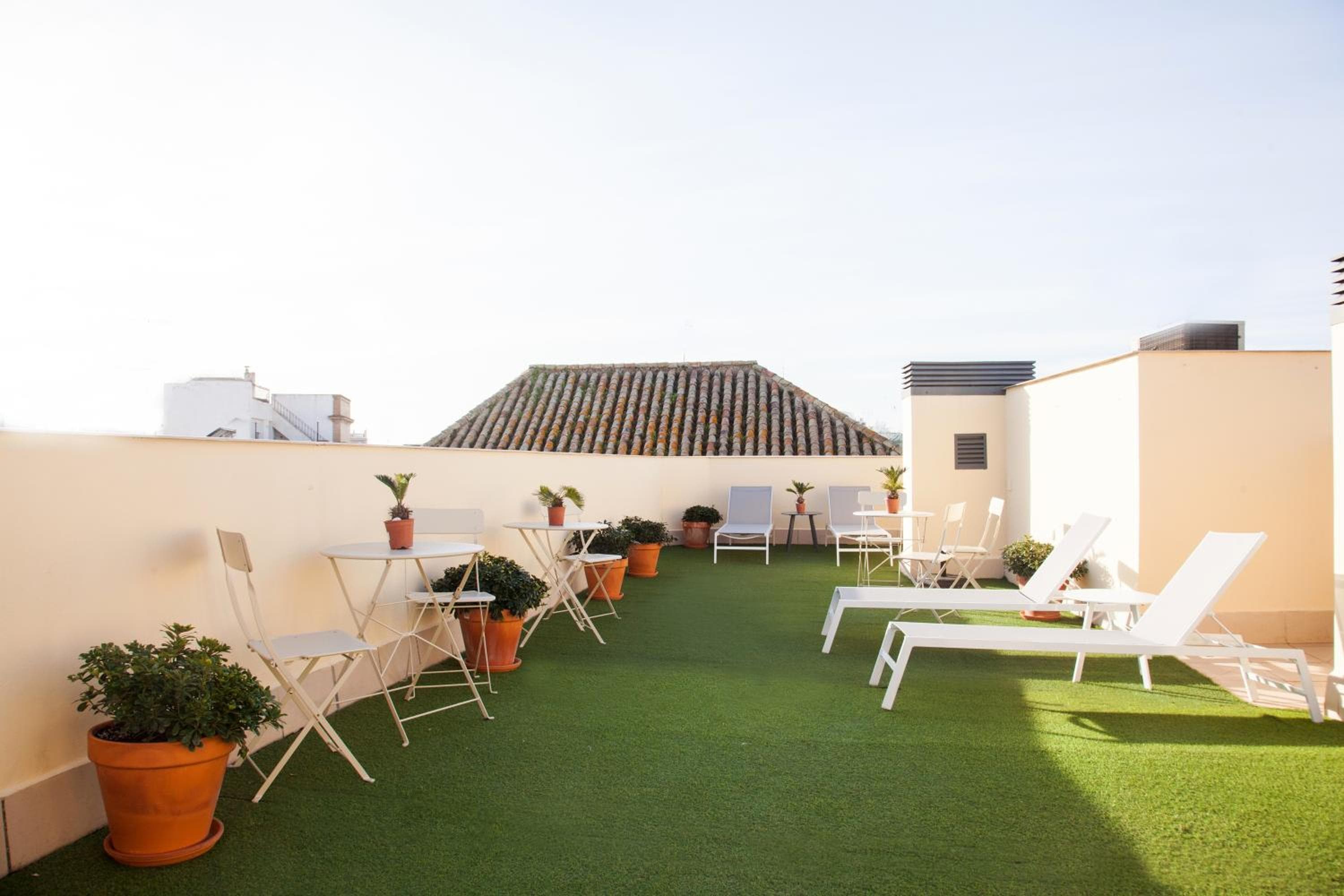 Guzman El Bueno Suites — 6