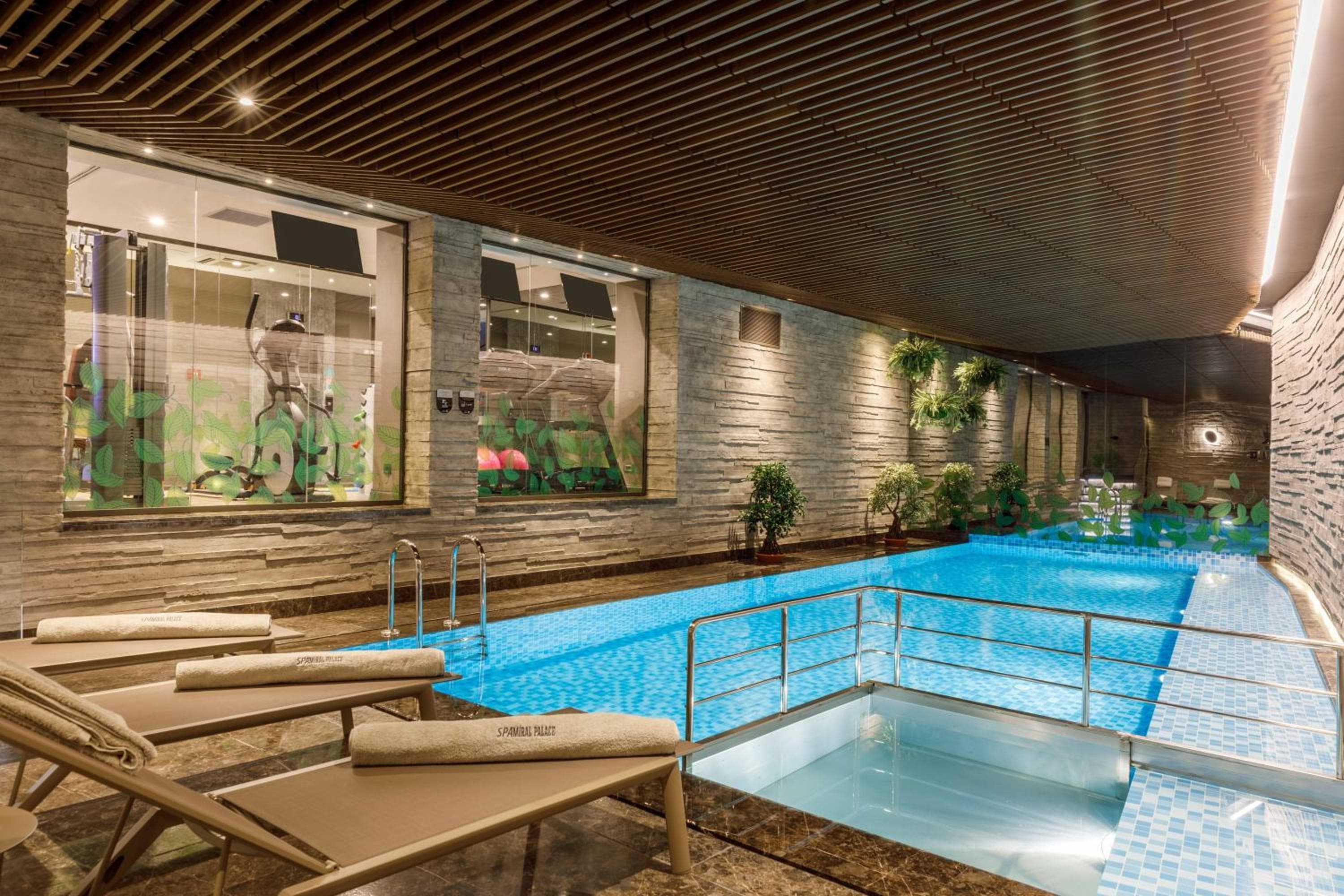 Amiral Palace Hotel Boutique Class — 13