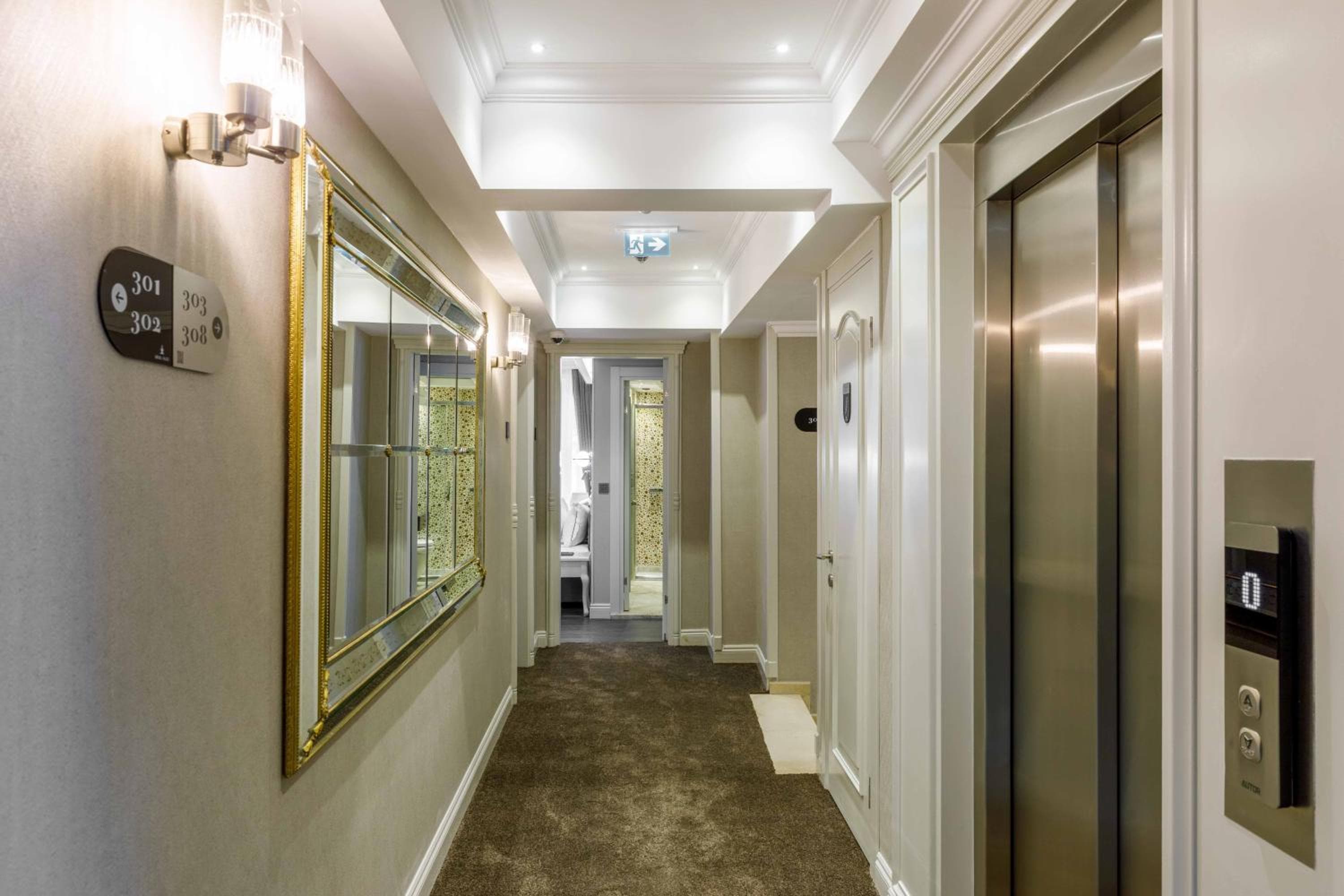 Amiral Palace Hotel Boutique Class — 28