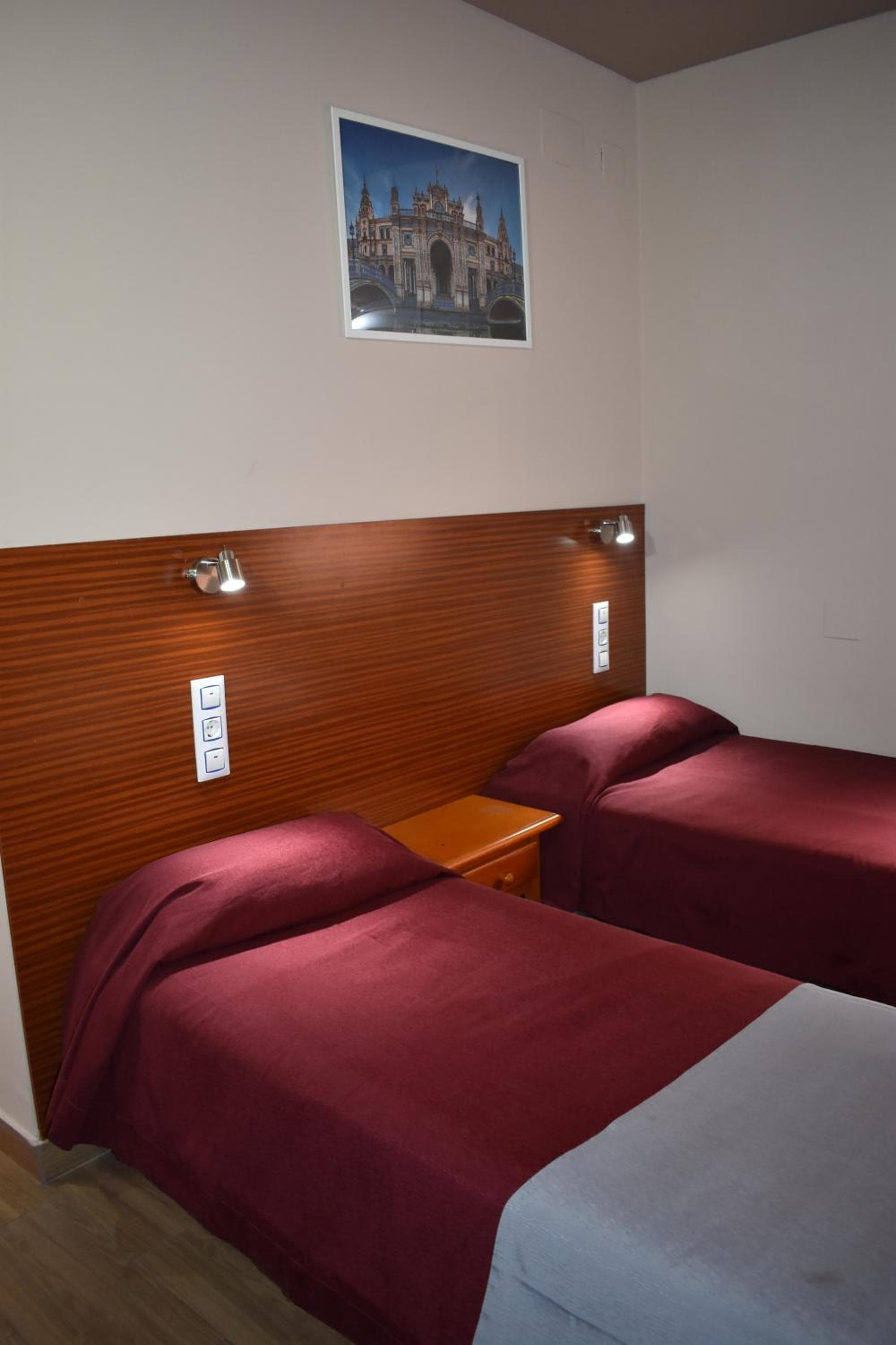 Hostal Alamare — 9