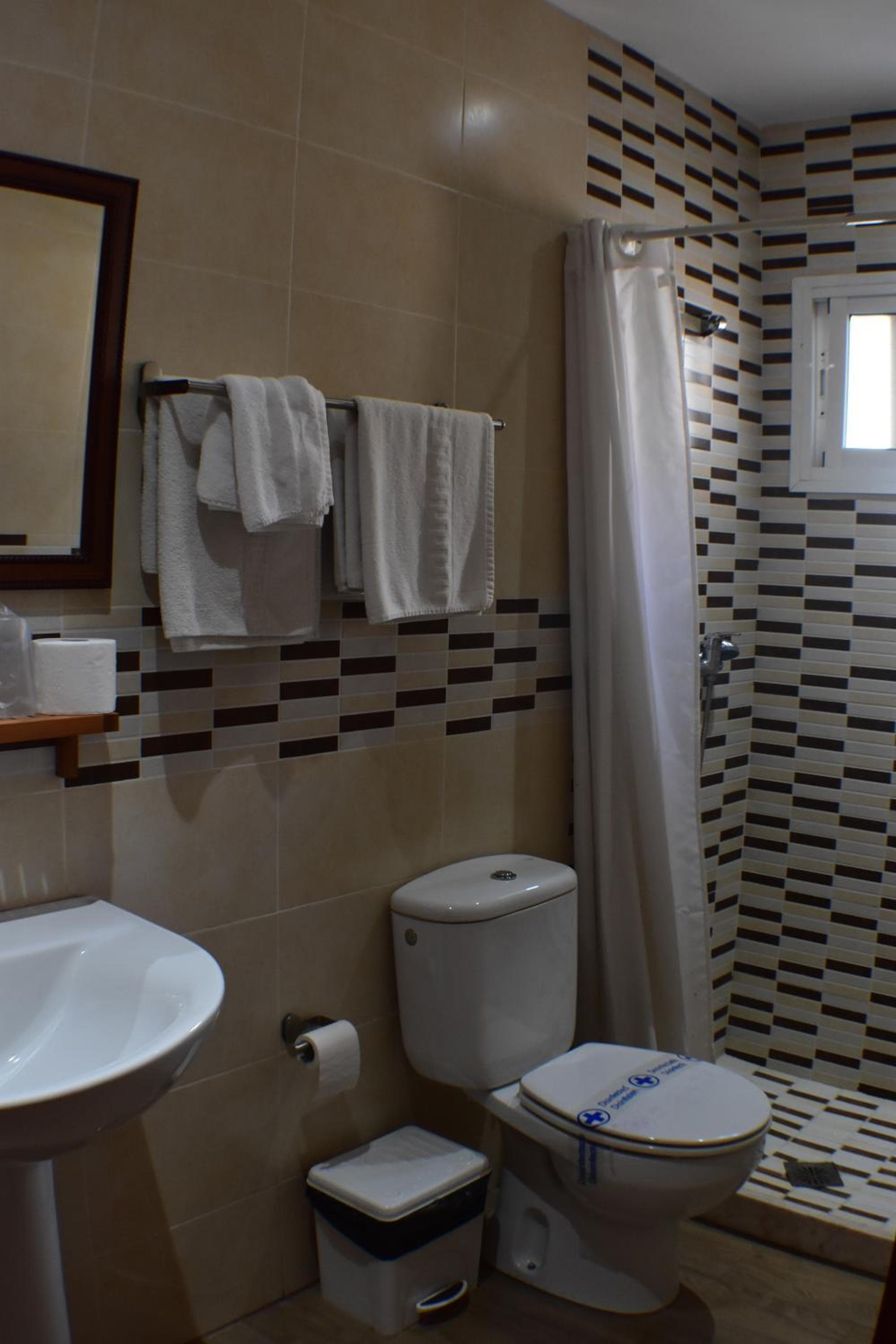 Hostal Alamare — 6