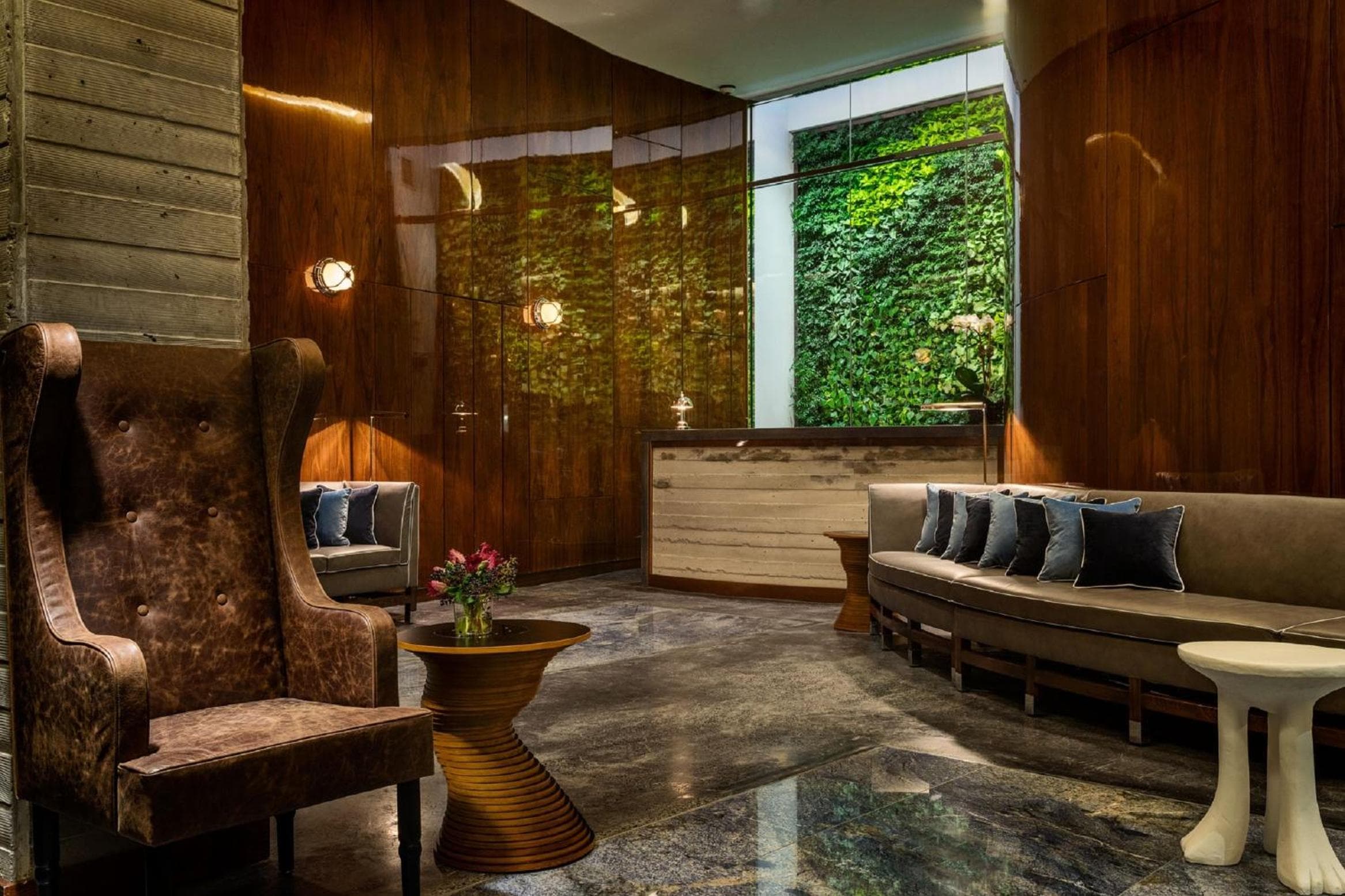 Hotel Hugo — 23