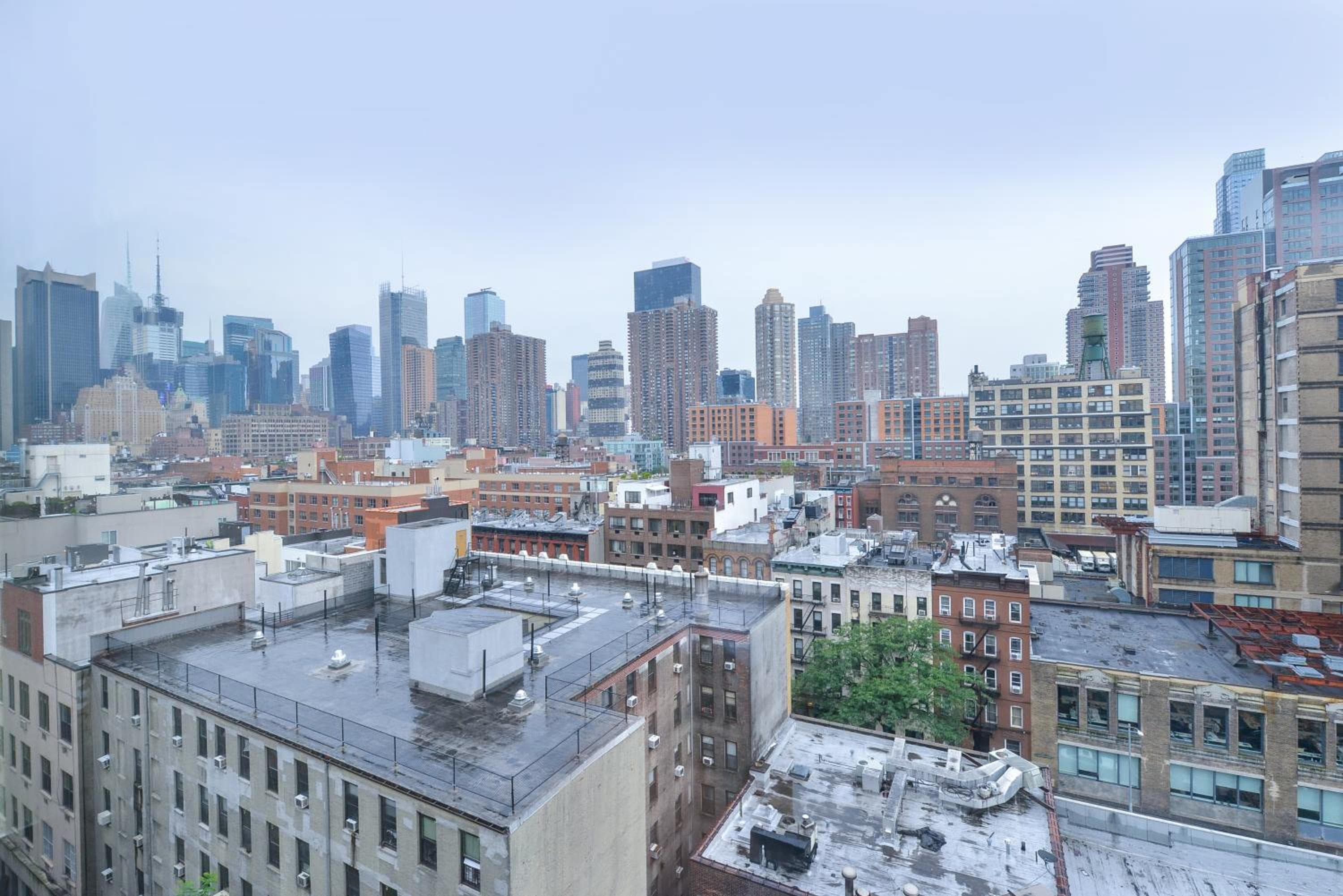 Holiday Inn Express Manhattan Midtown West, ein IHG Hotel — 4