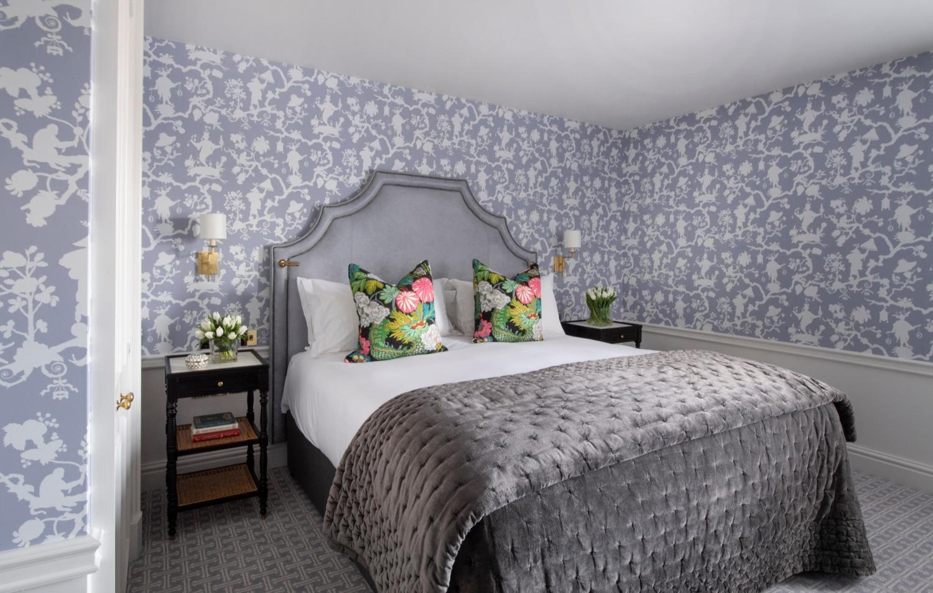 Das Kensington Hotel — 17