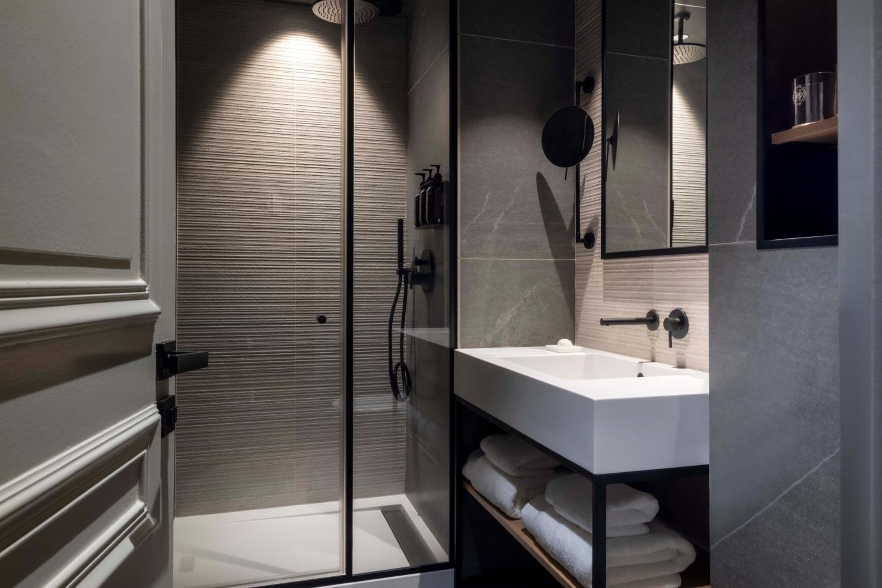 Victoria Palace Hotel hotel, 6 Rue Blaise Desgoffe, Paris, France — photo 82