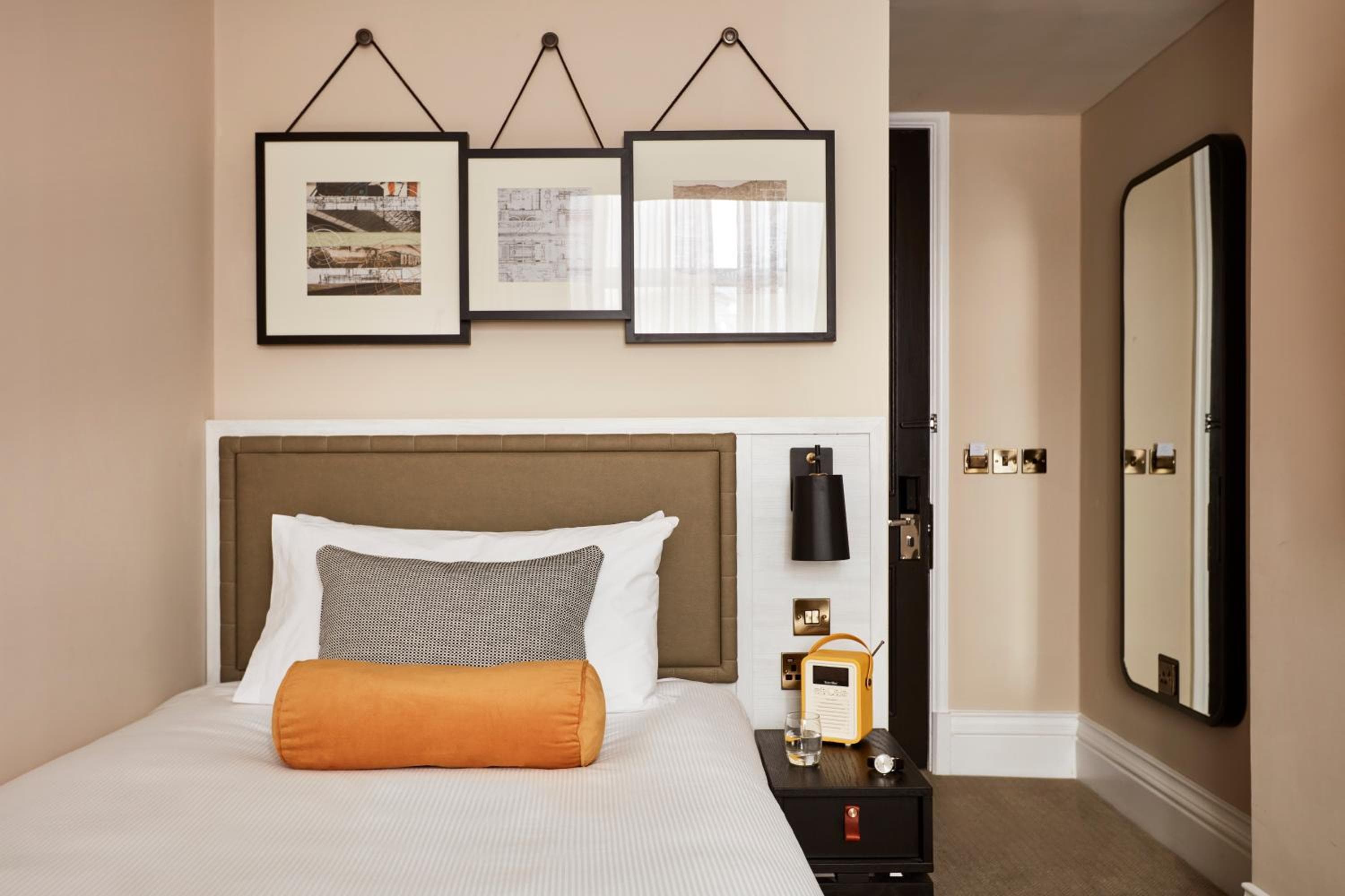 The Clermont London, Victoria hotel, 101 Buckingham Palace Road, London, United Kingdom — photo 36