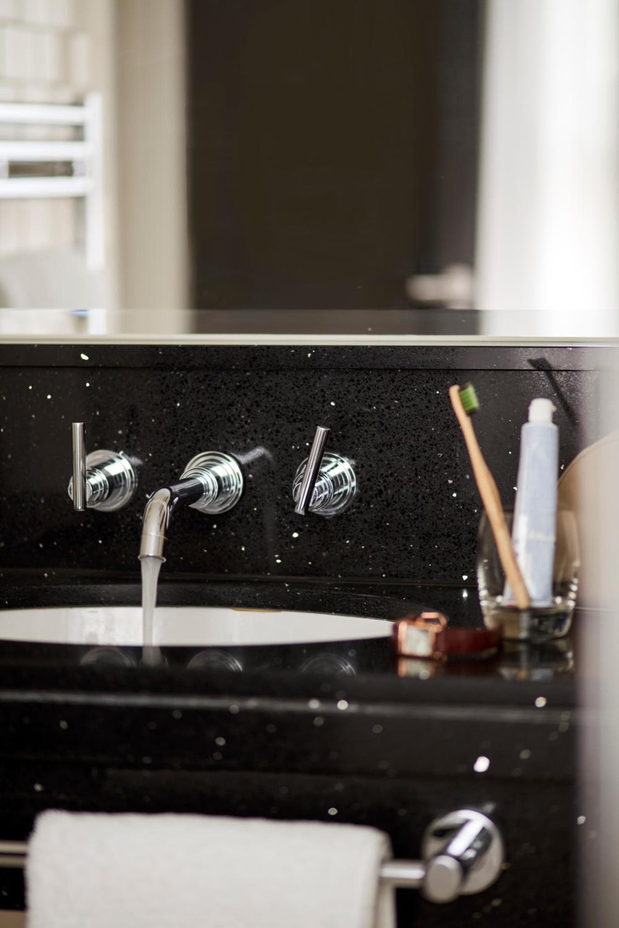 The Clermont London, Victoria hotel, 101 Buckingham Palace Road, London, United Kingdom — photo 98