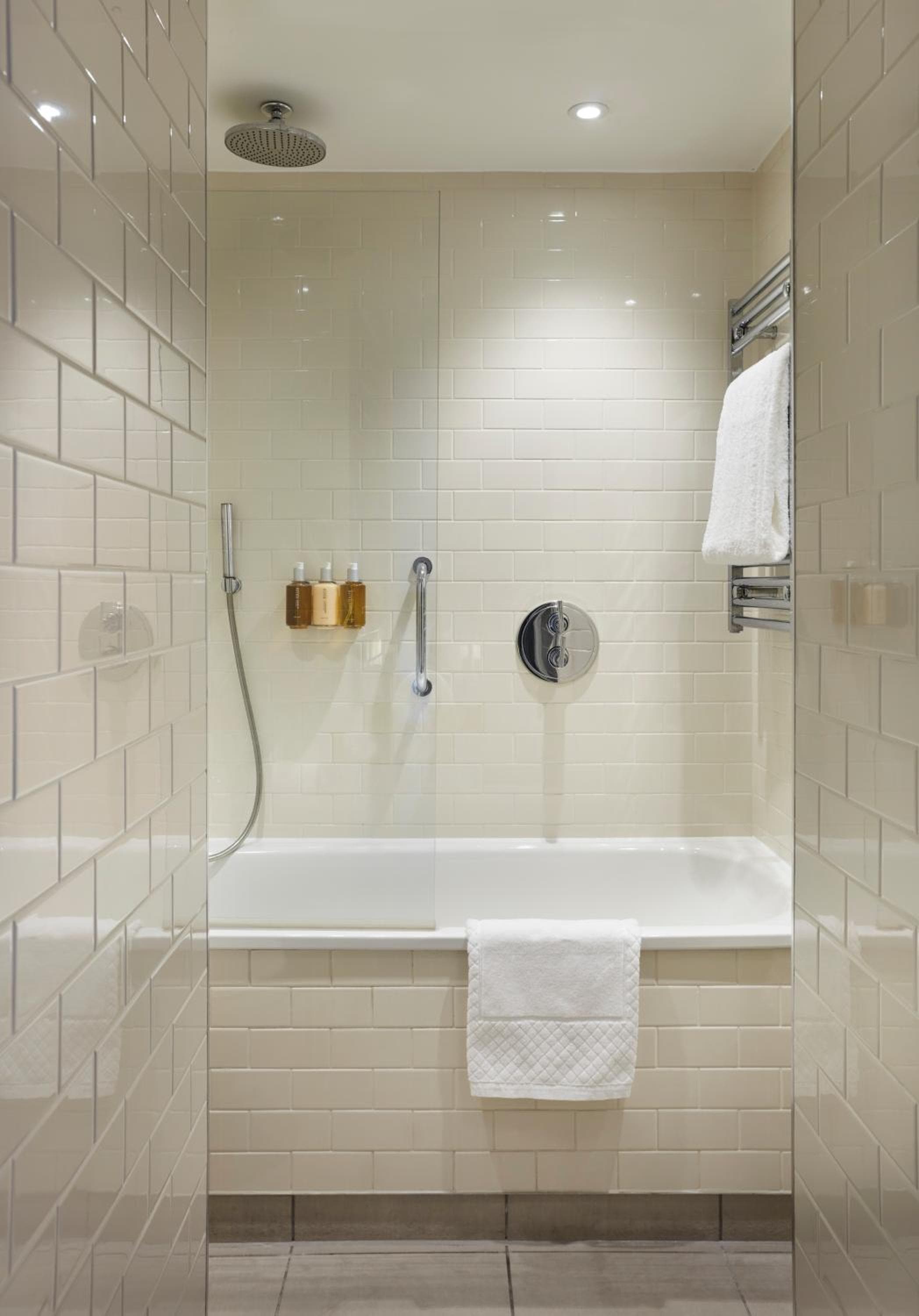 The Clermont London, Victoria hotel, 101 Buckingham Palace Road, London, United Kingdom — photo 103