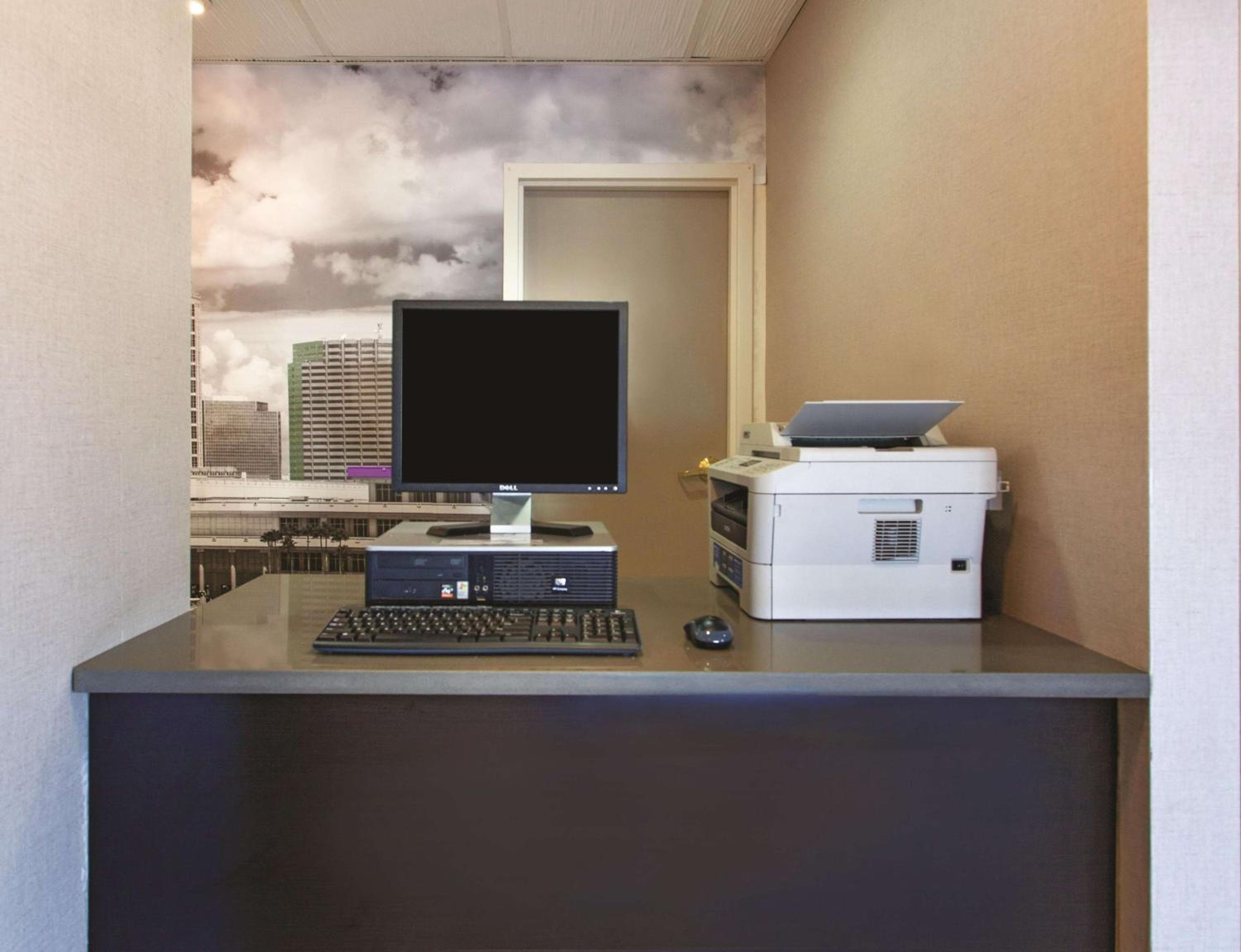 La Quinta by Wyndham Tampa Bay Area-Tampa South — 30