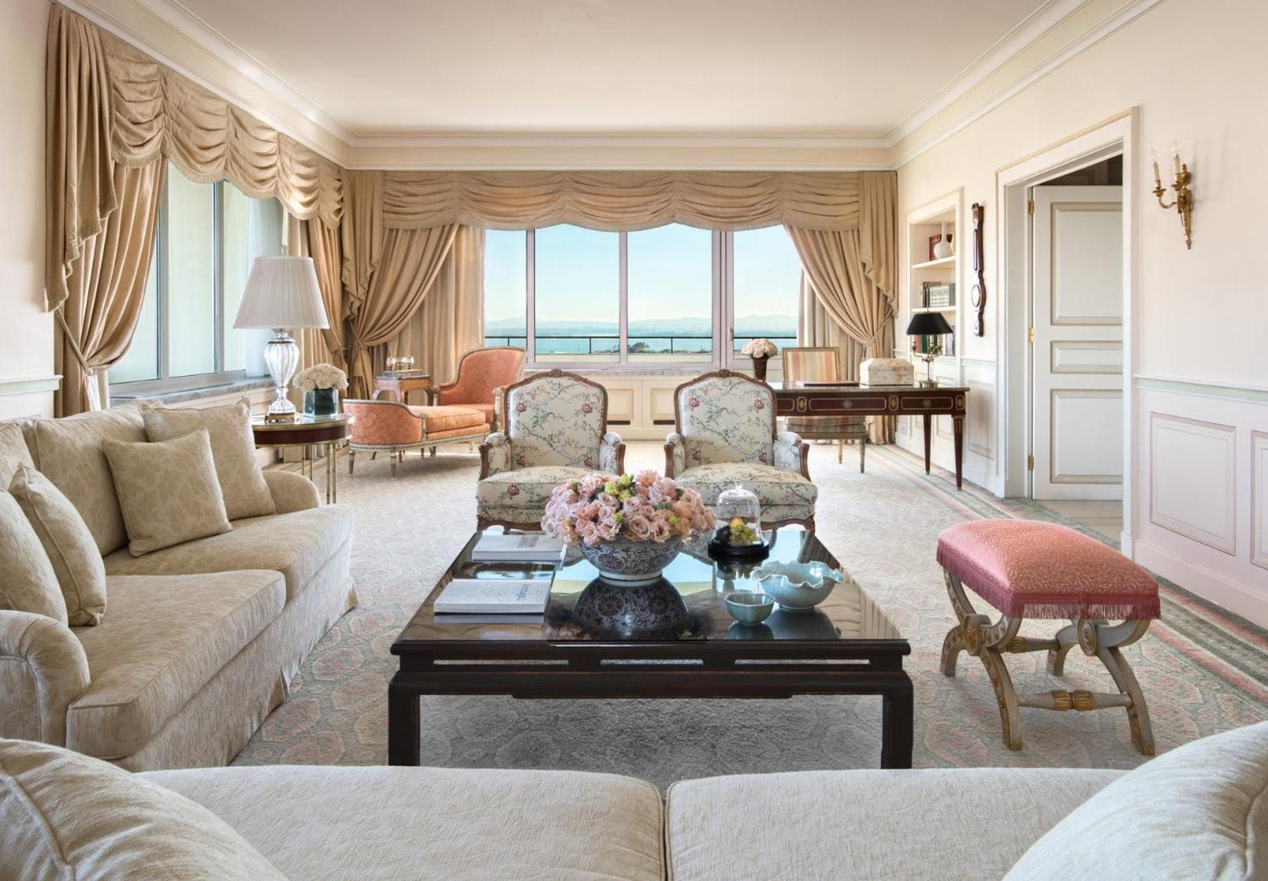 Four Seasons Hotel Ritz Lissabon — 3