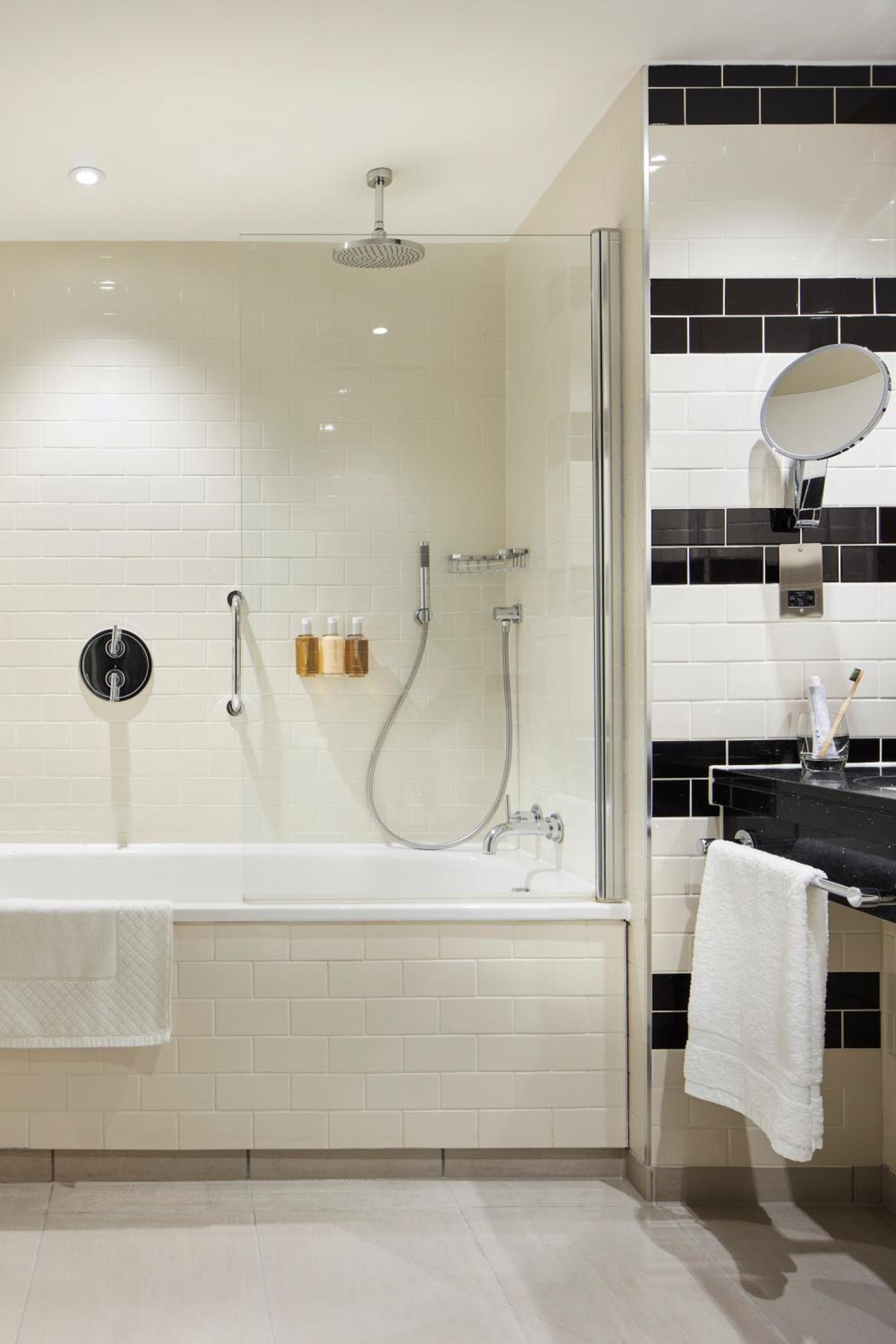 The Clermont London, Victoria hotel, 101 Buckingham Palace Road, London, United Kingdom — photo 104