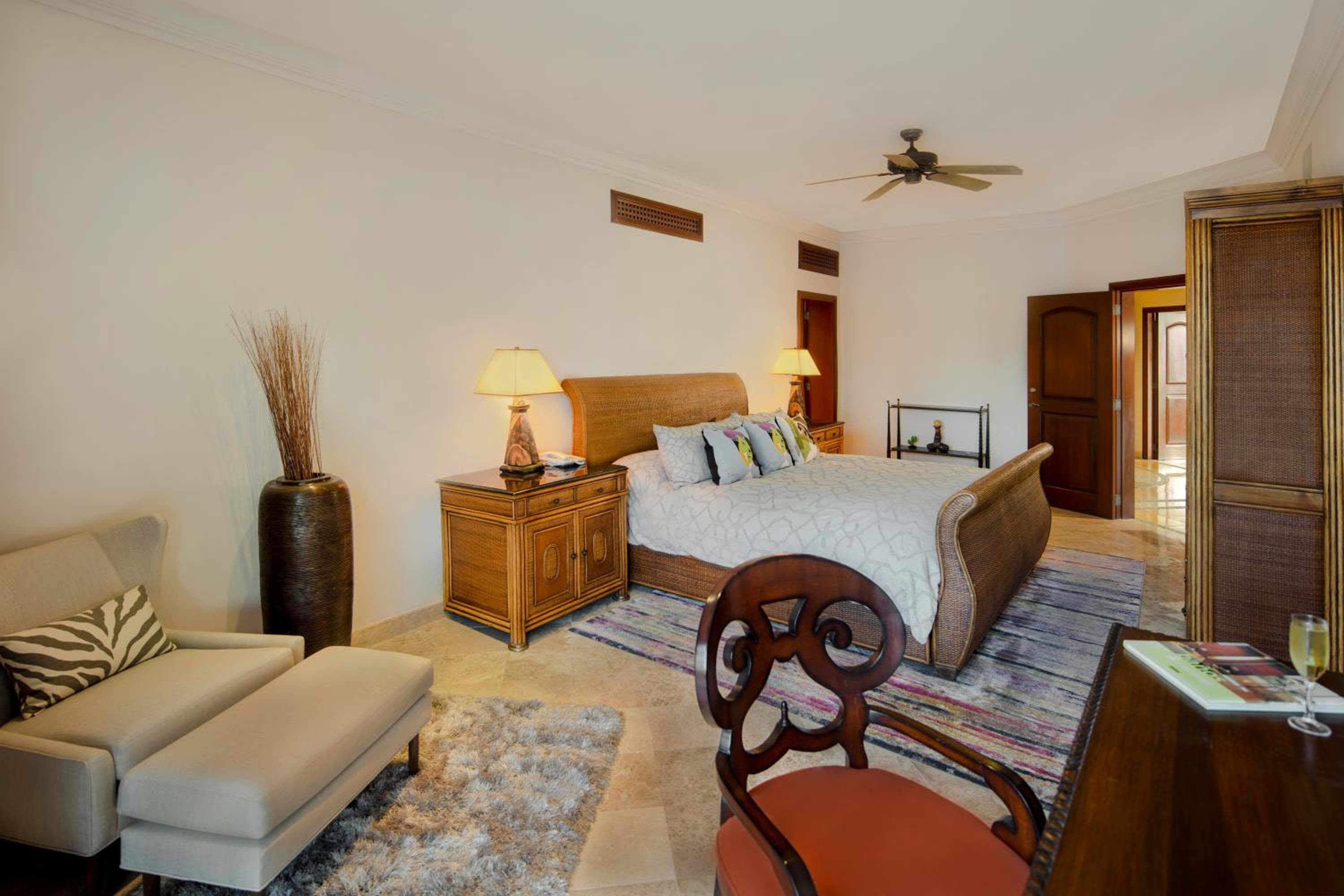 Cabo La Estancia — 13