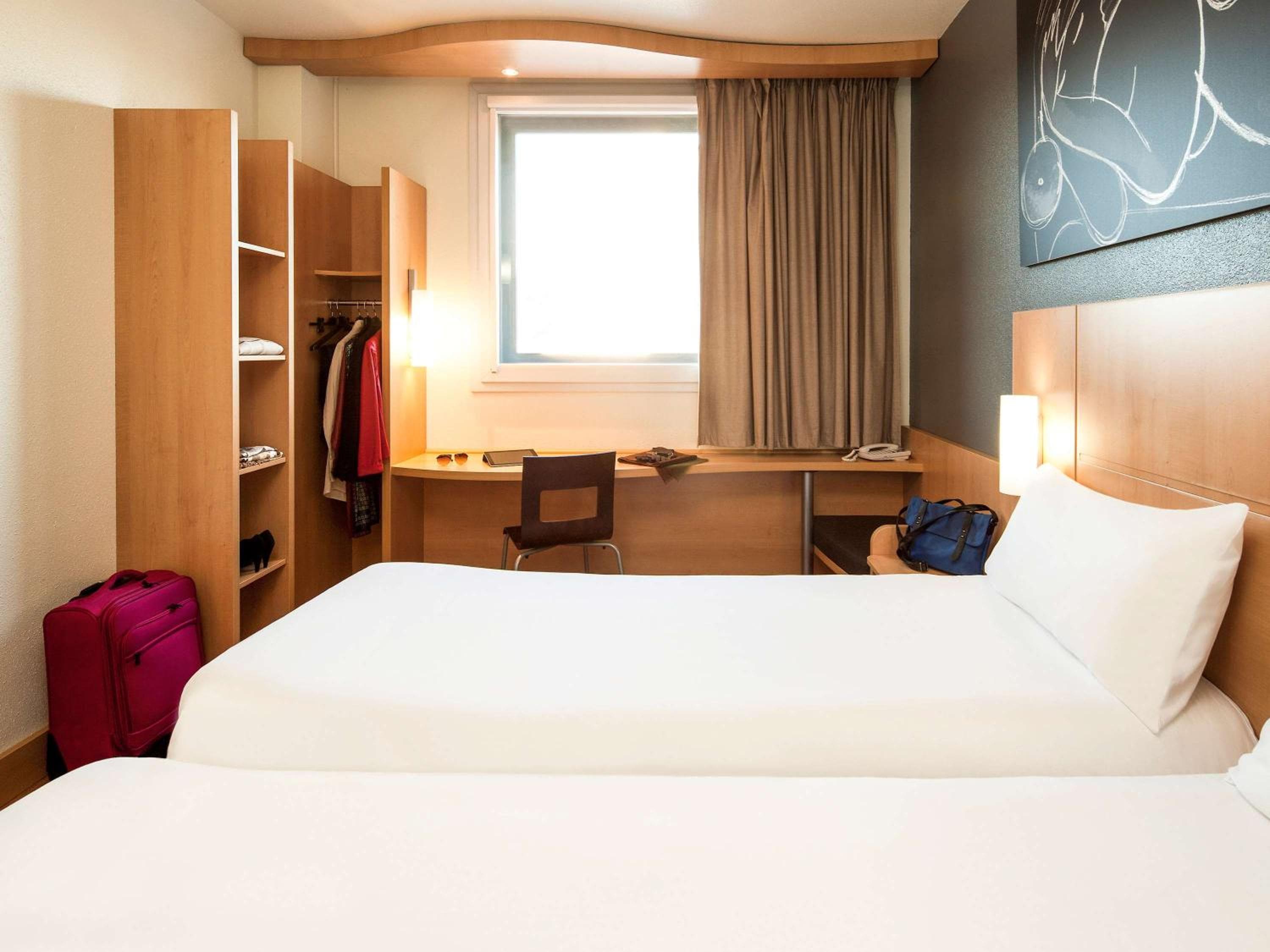 Ibis Barcelona Meridiana — 13