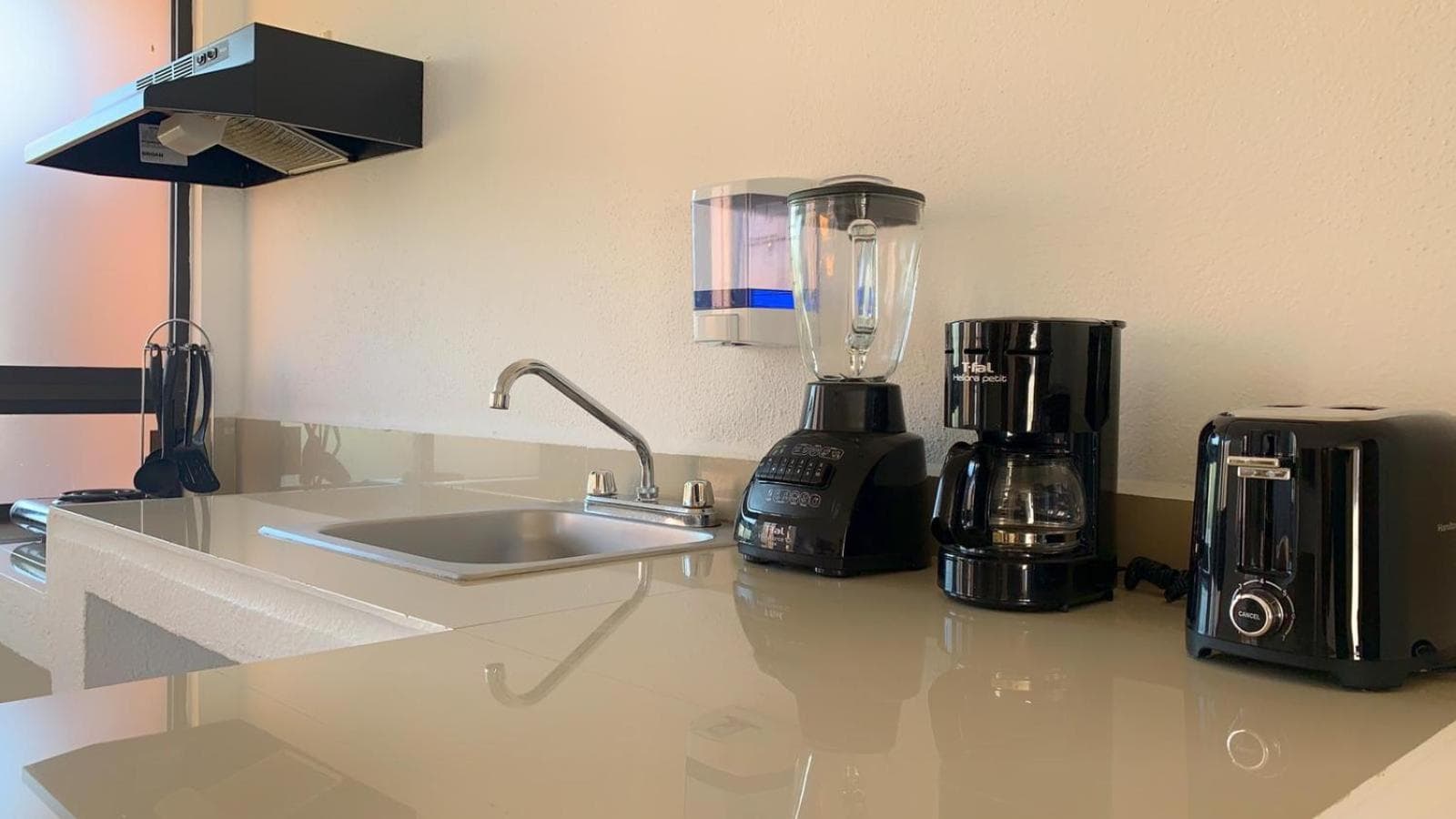 Sunrock Hotel & Suites — 5