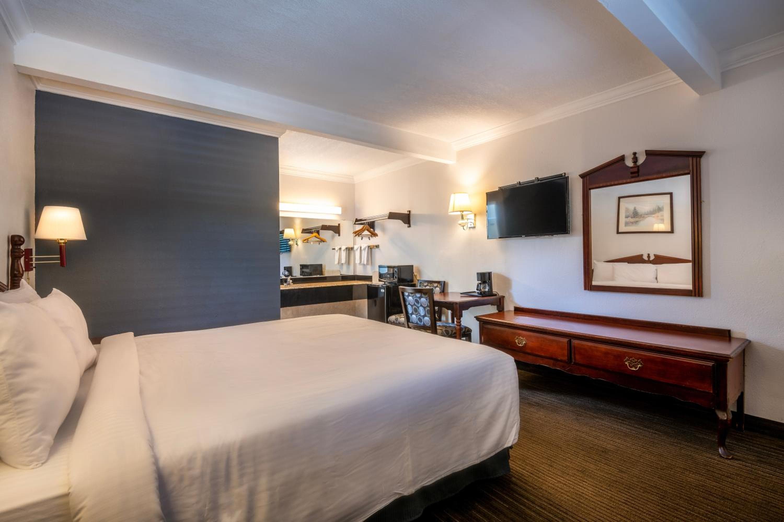 Hotel H-Wood — 15
