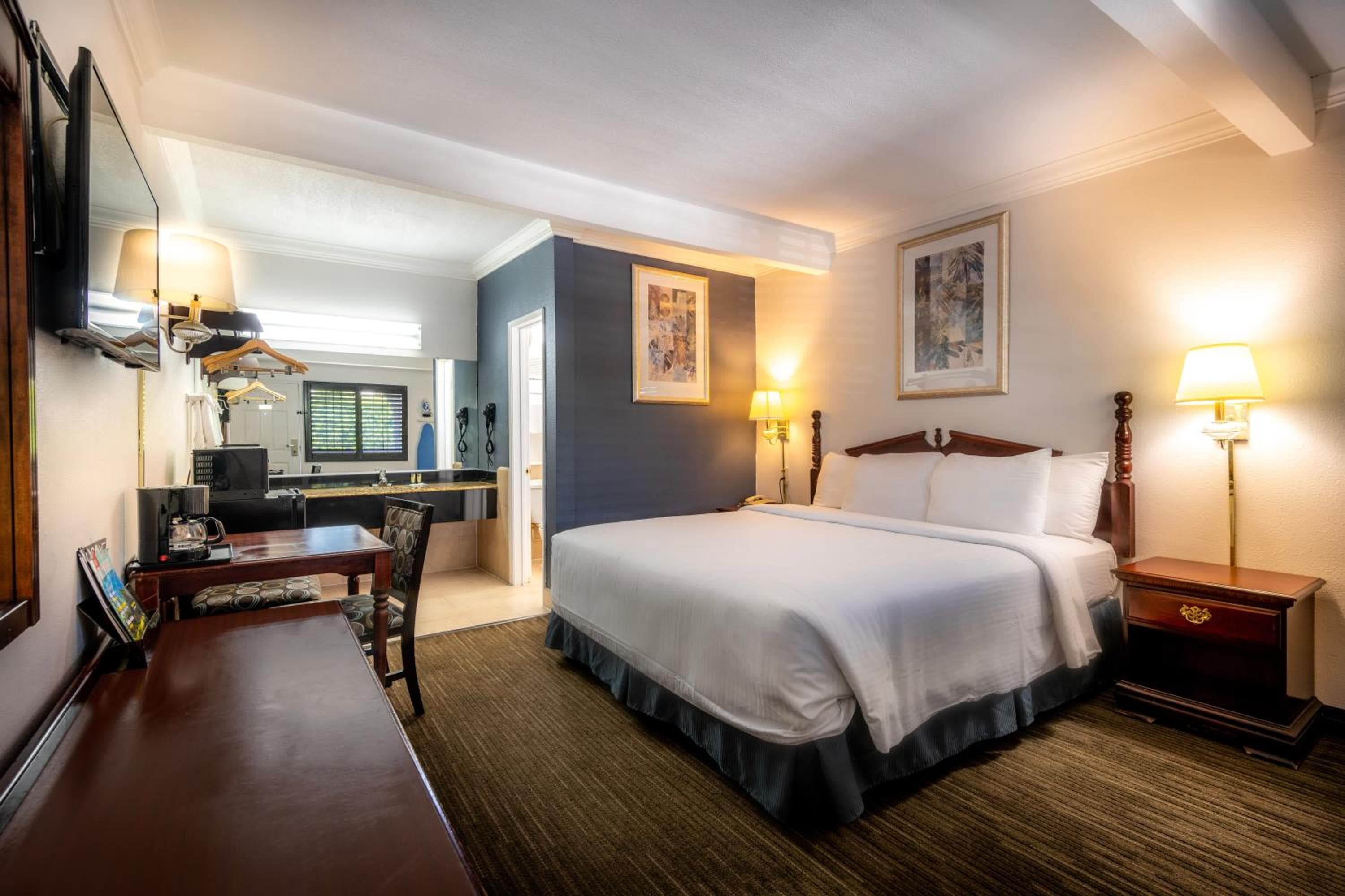 Hotel H-Wood — 17