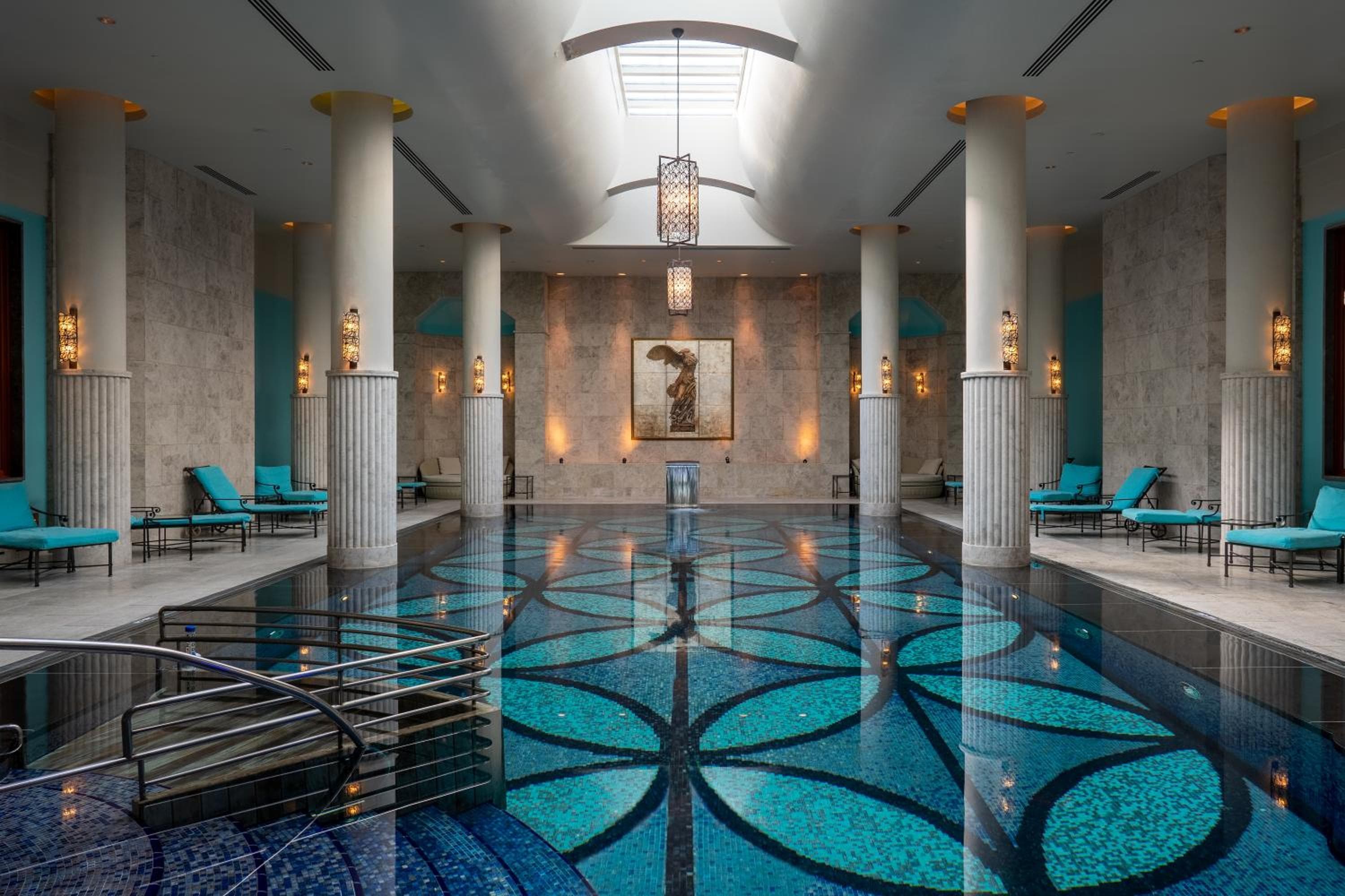 Four Seasons Hotel Istanbul at the Bosphorus — 27