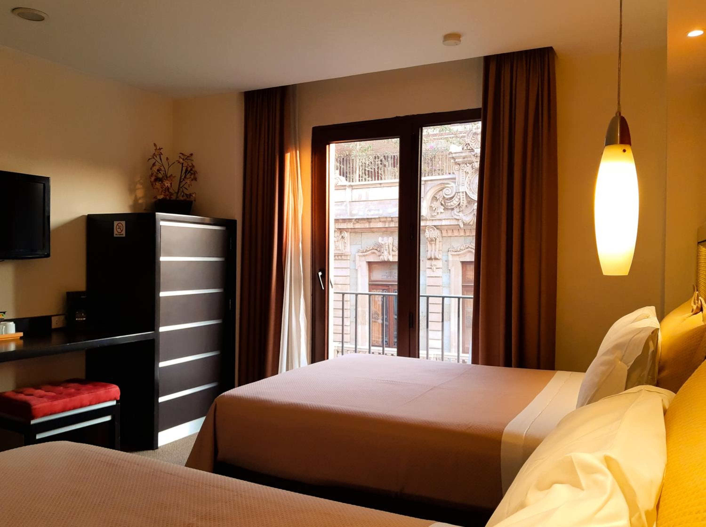 Hotel Catedral — 14