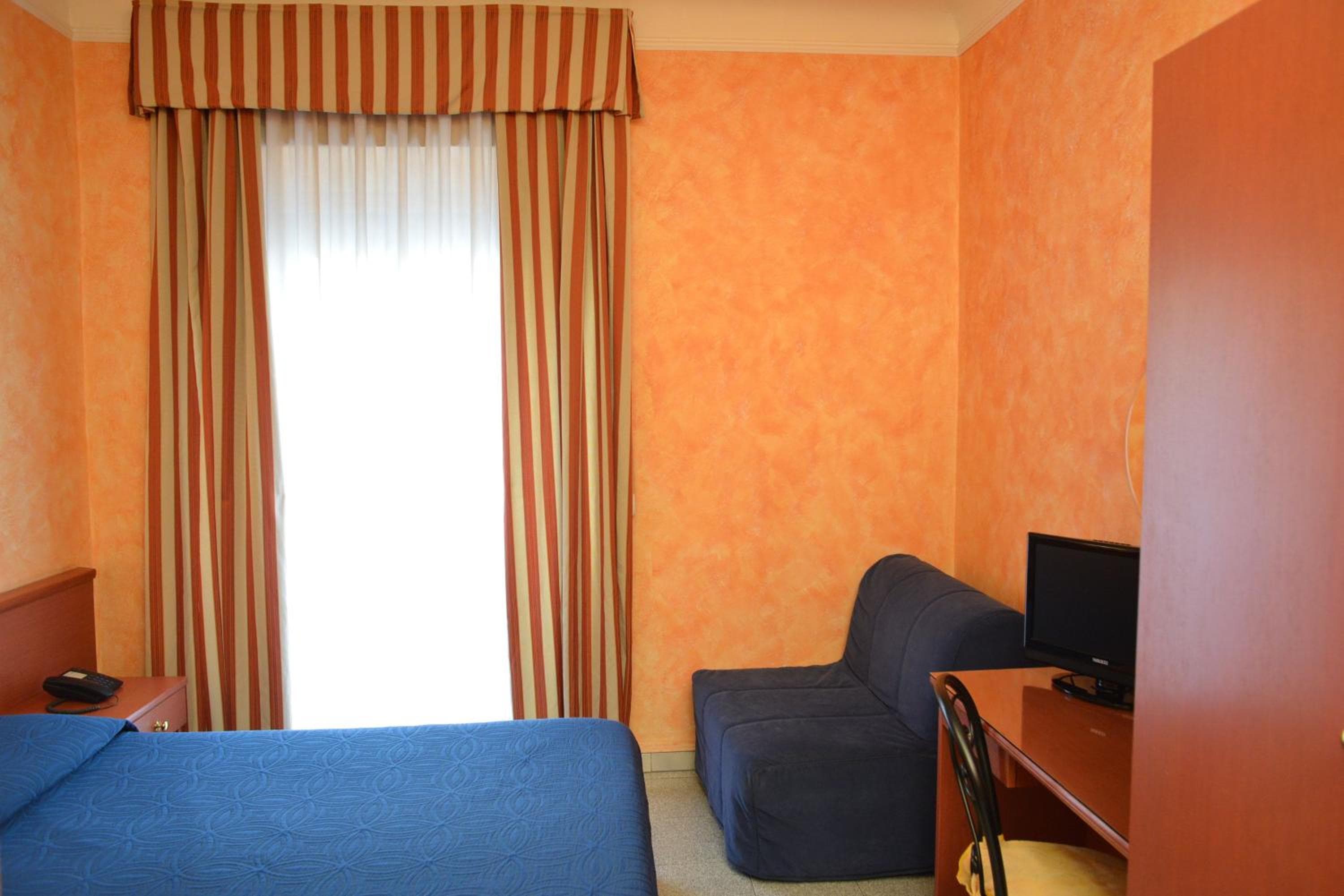 Hotel Aurora — 10