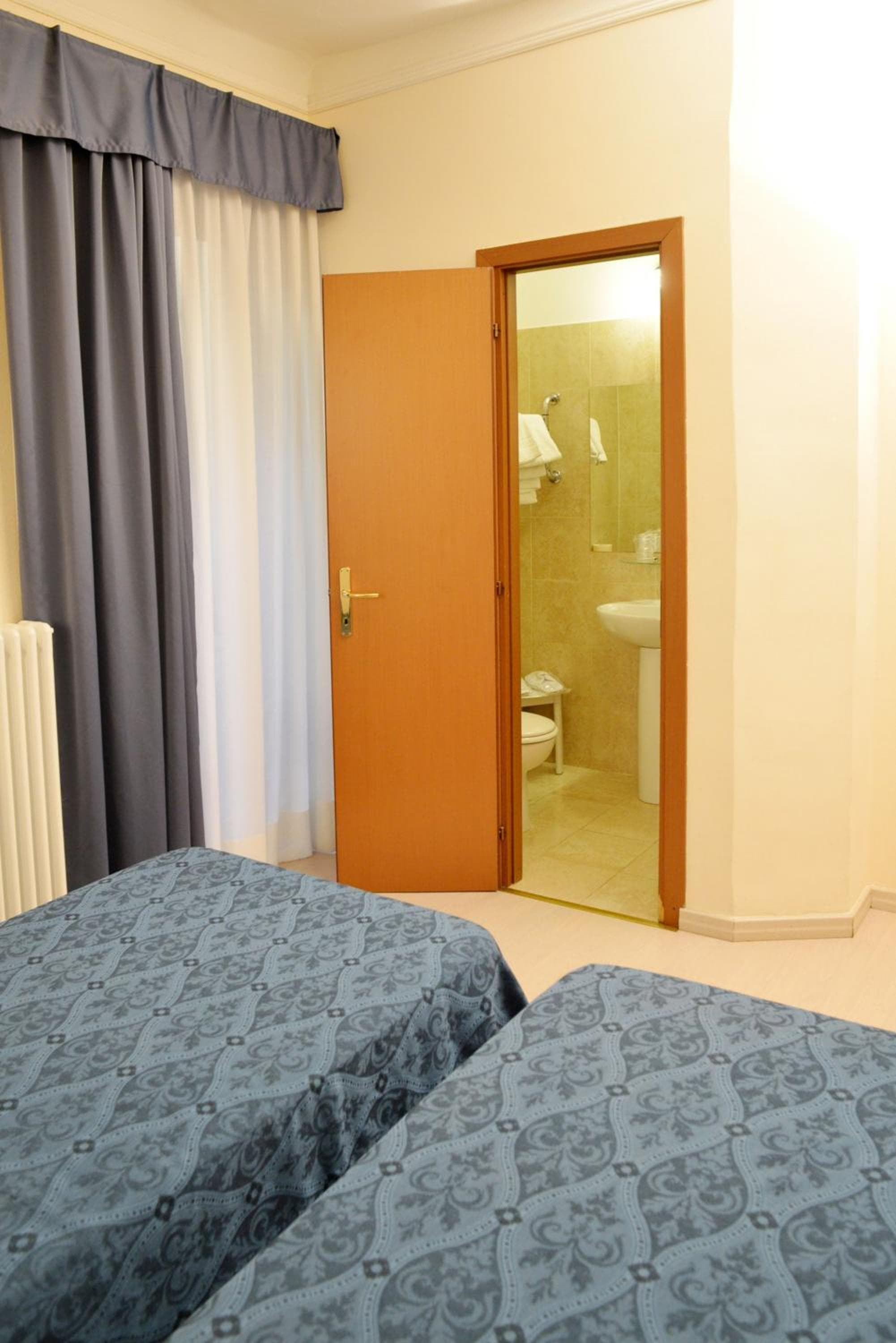 Hotel Aurora — 16