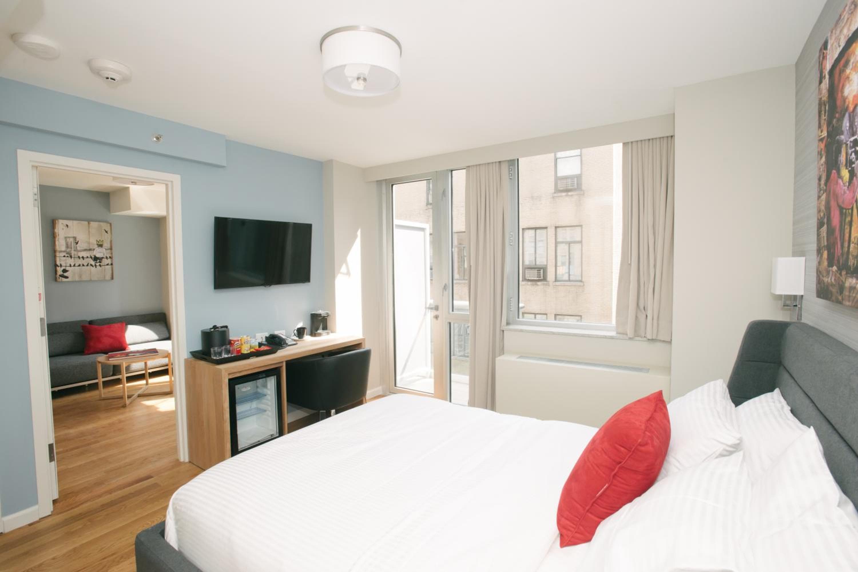 Albergo 32 32 — 30