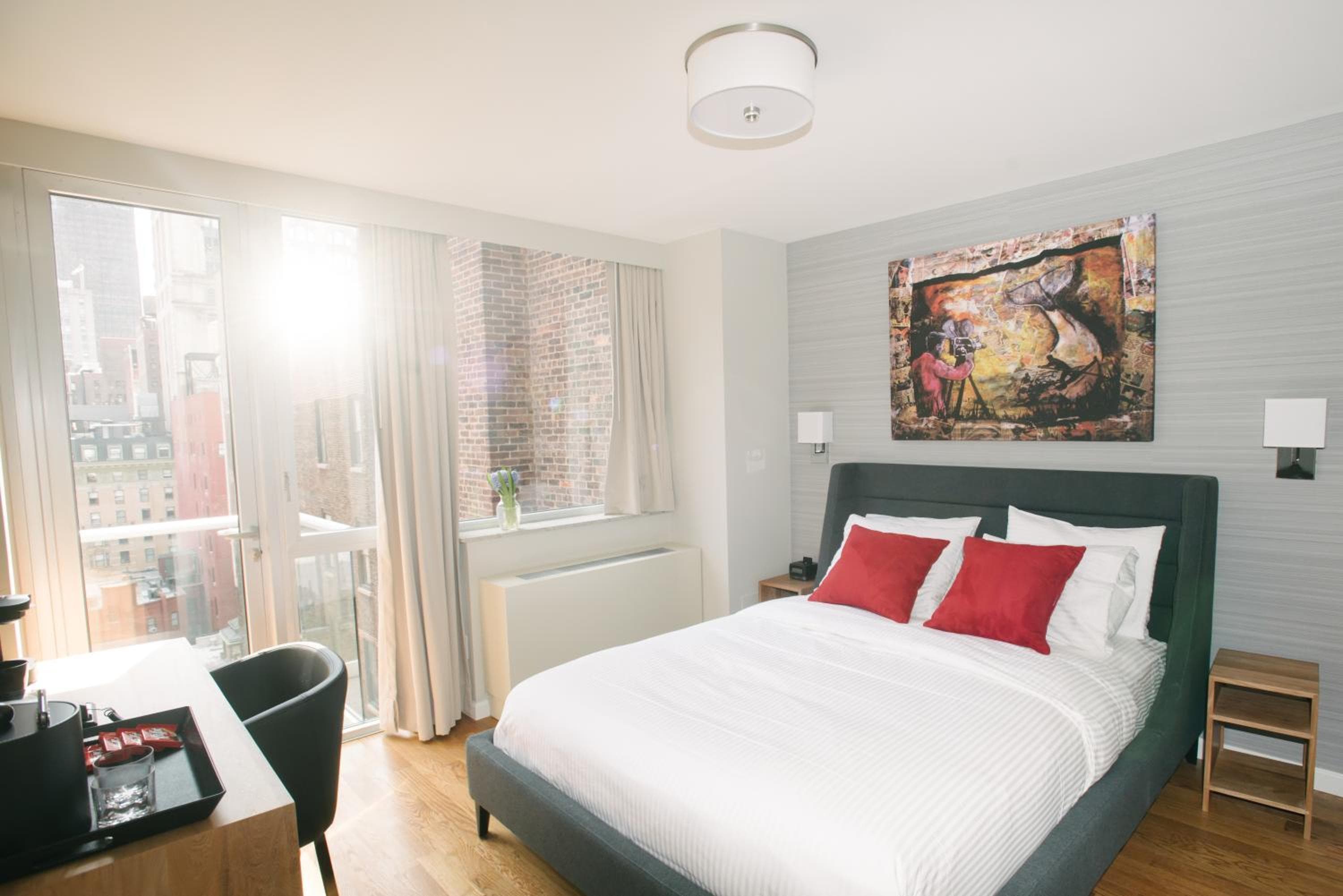 Albergo 32 32 — 25