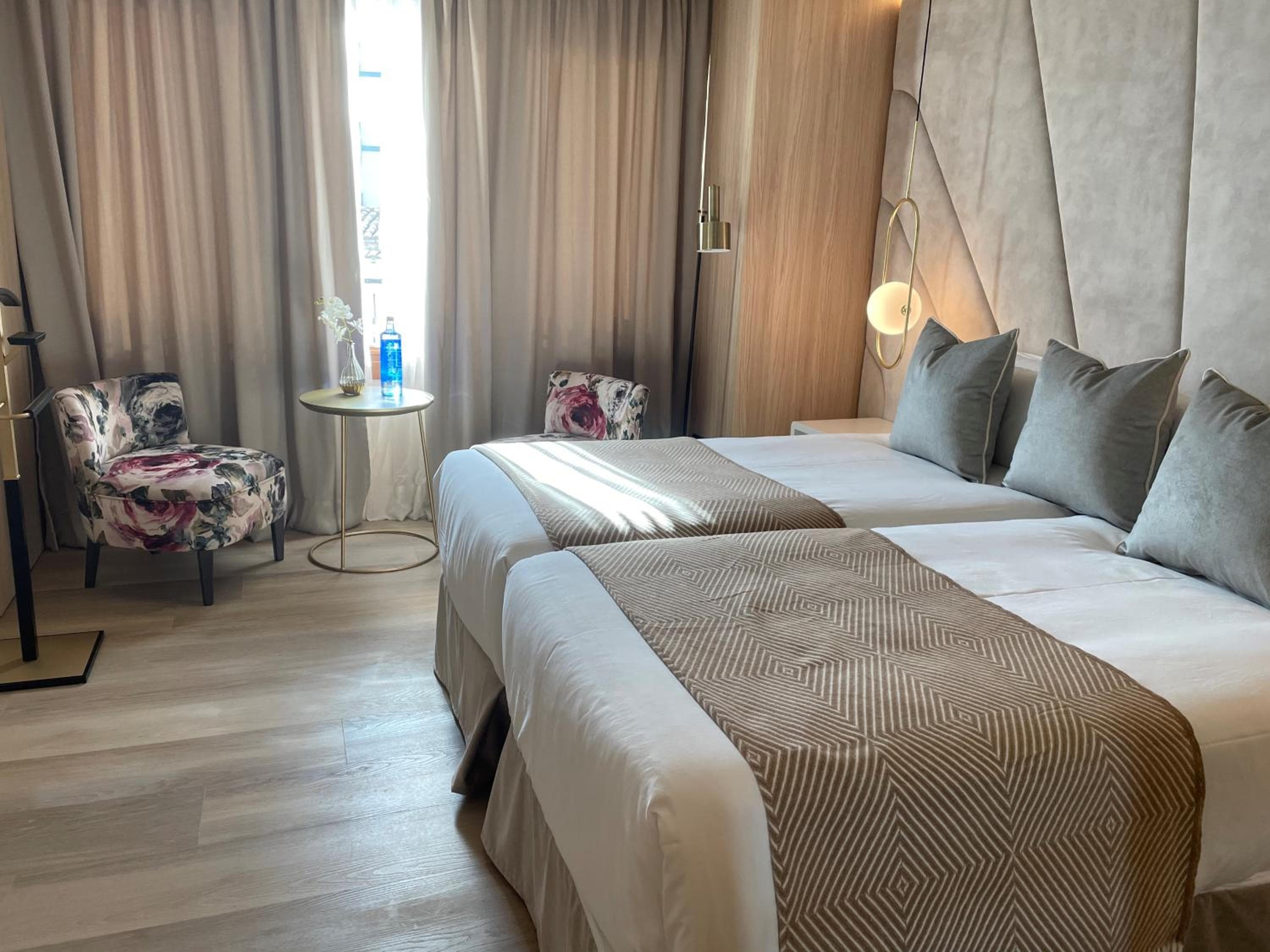 Nivia Born Boutique Hotel — 7