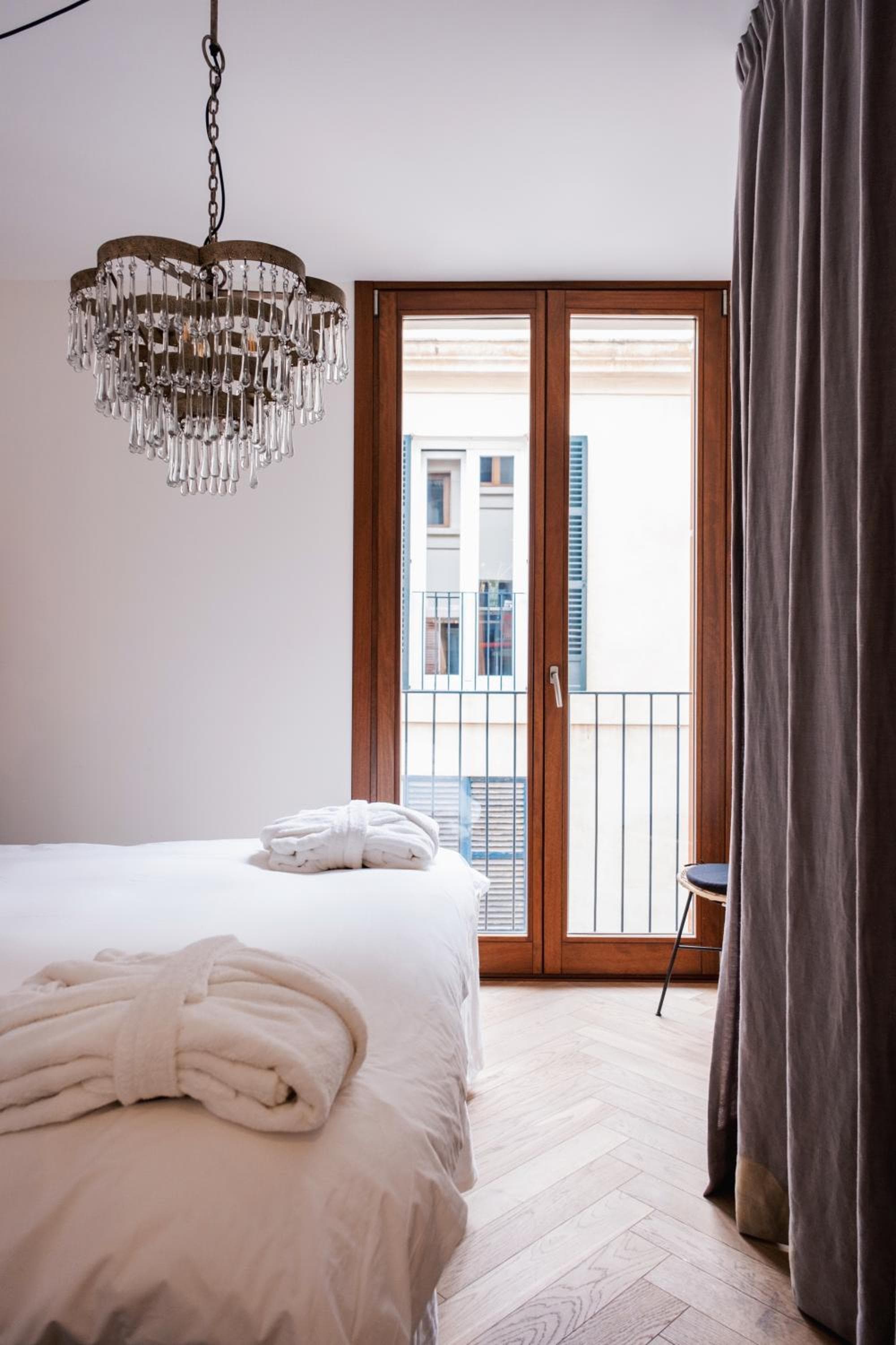 Ocho Suites & Kitchen — 17