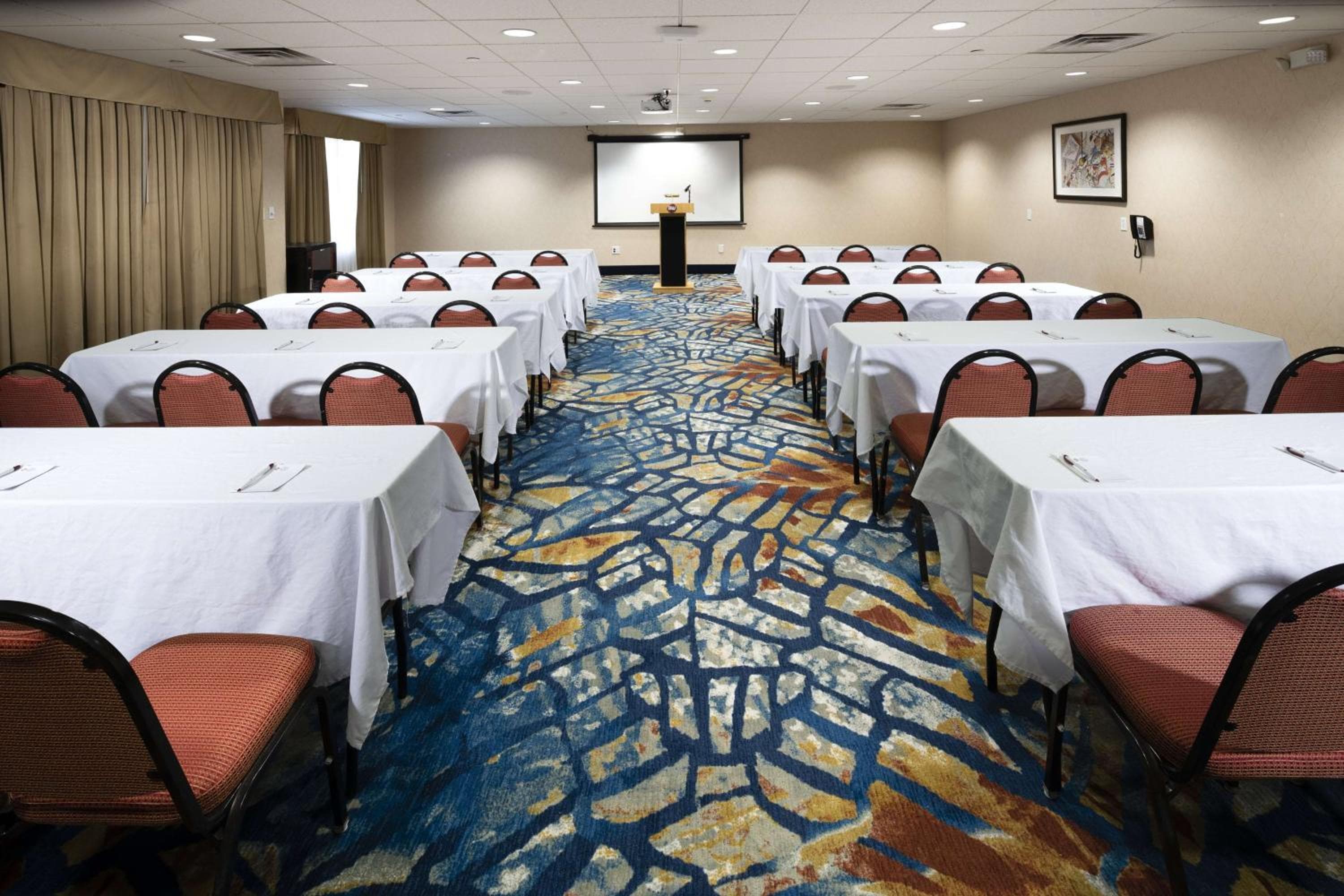Best Western Plus Hotel Henderson — 29