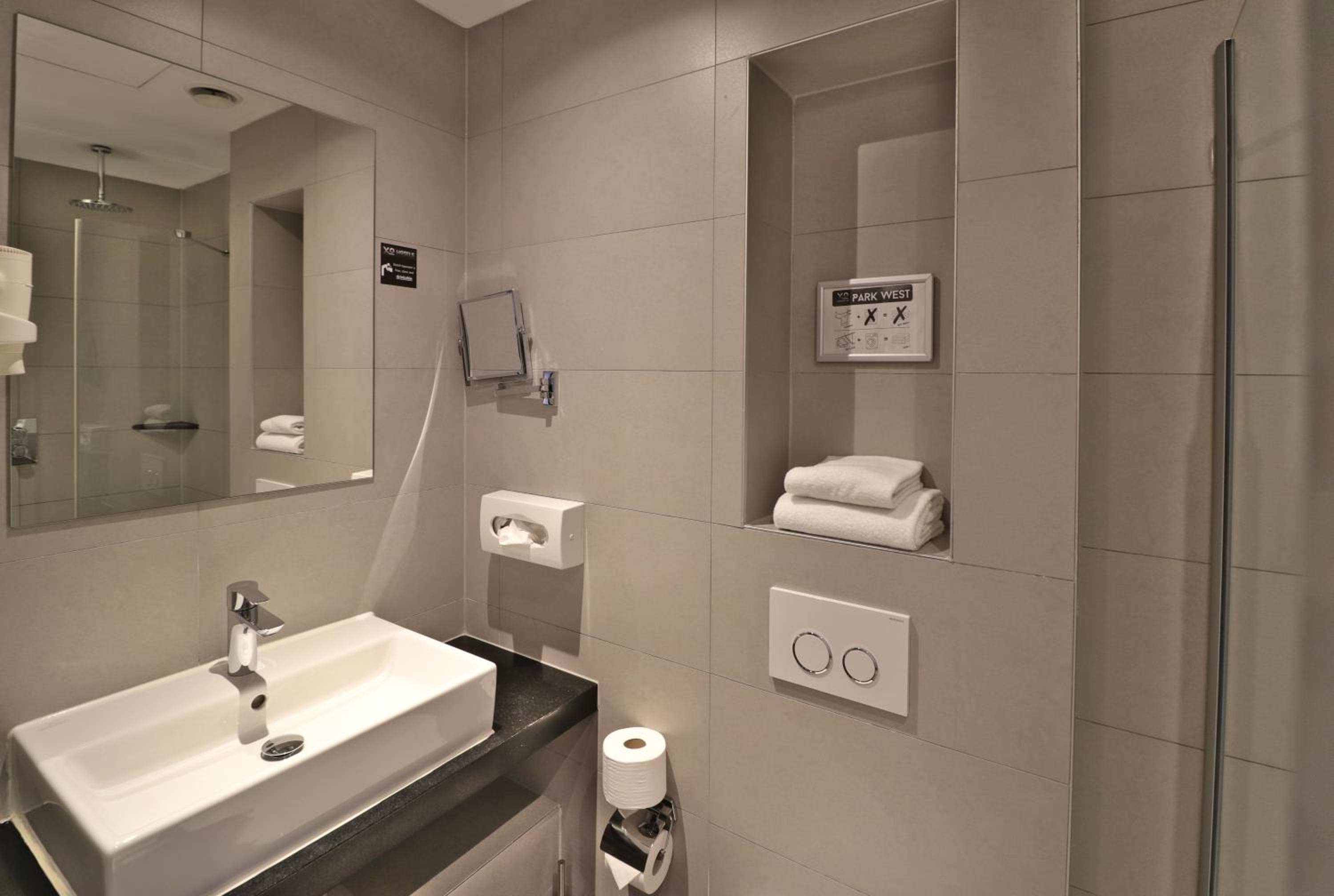 XO Hotels Park West — 14