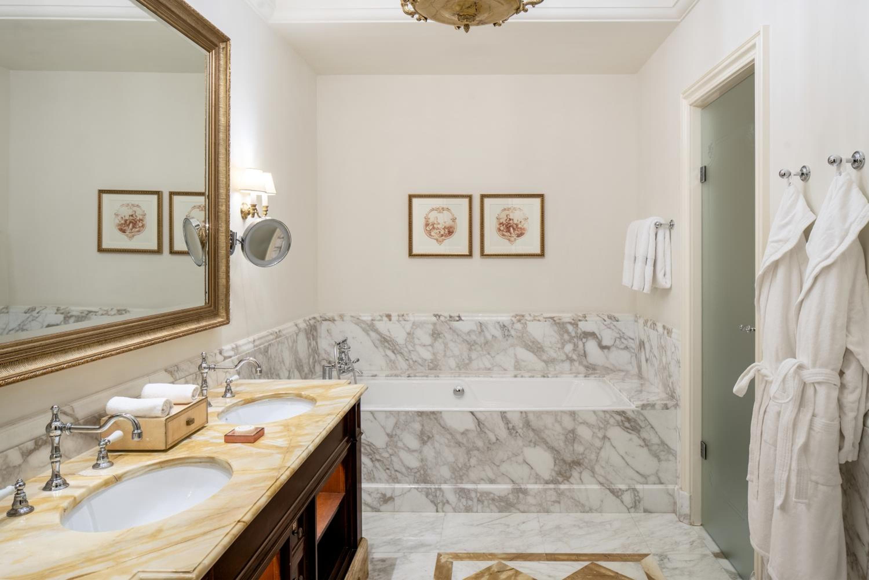 Hotel Four Seasons Florencia — 16