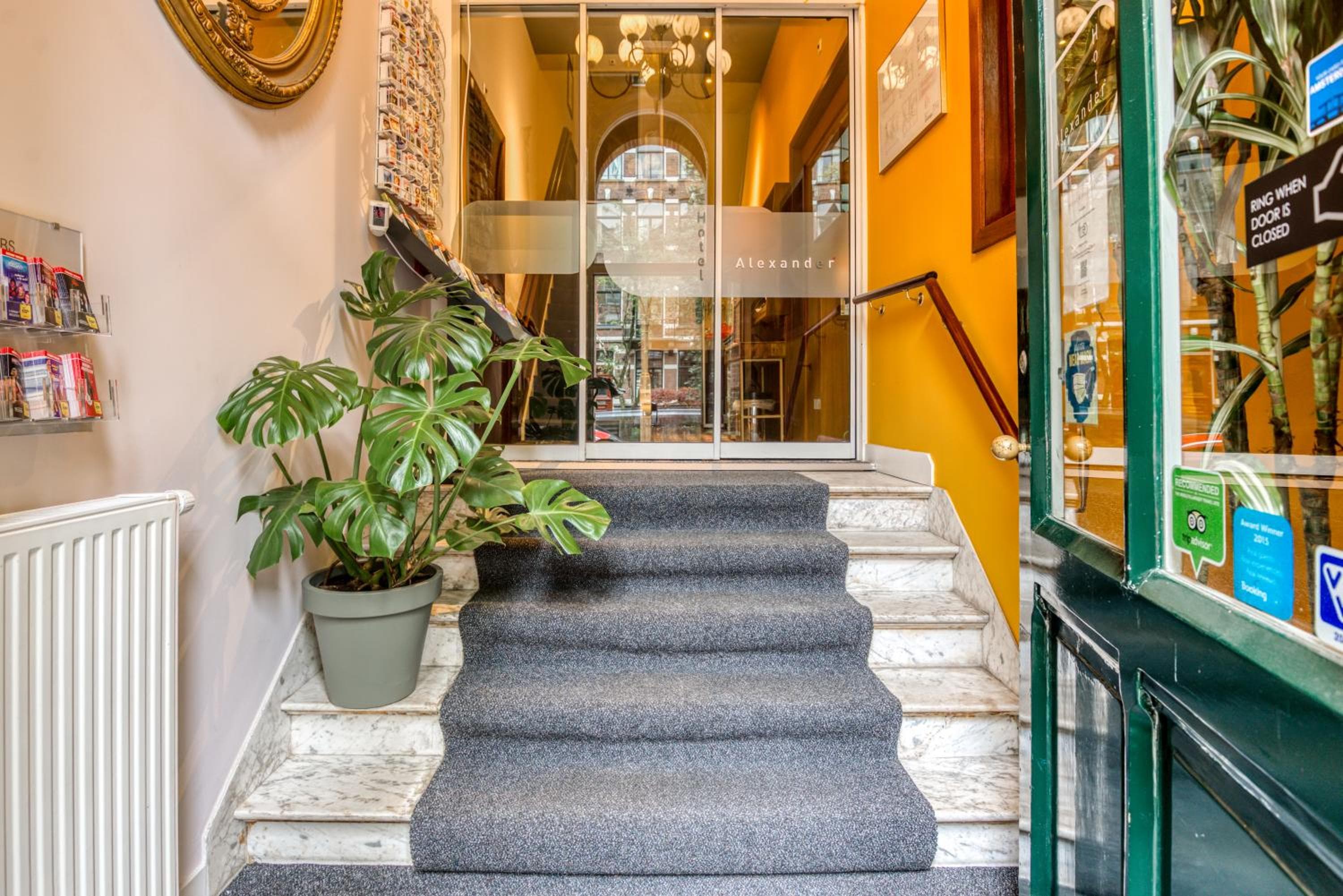 Hotel Alexander — 2