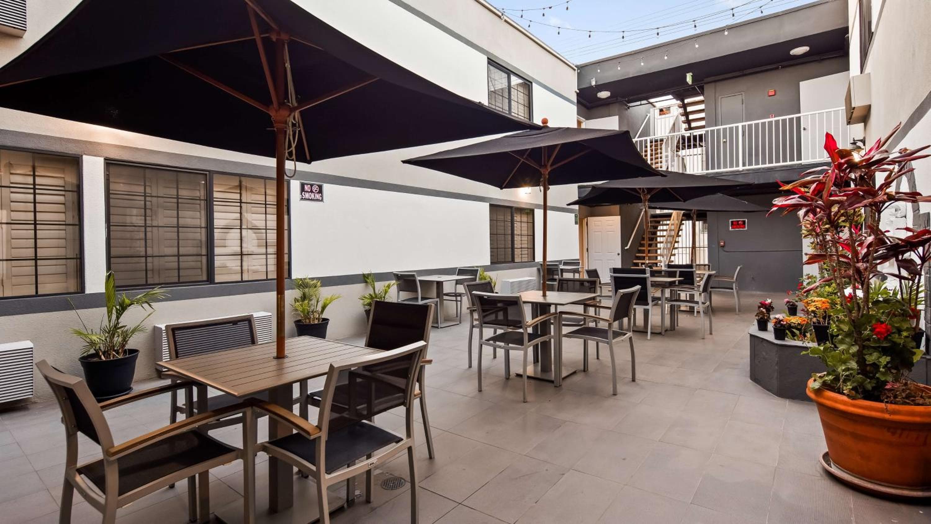 SureStay Hotel by Best Western Beverly Hills West LA -> SureStay Hotel von Best Western Beverly Hills West LA — 4