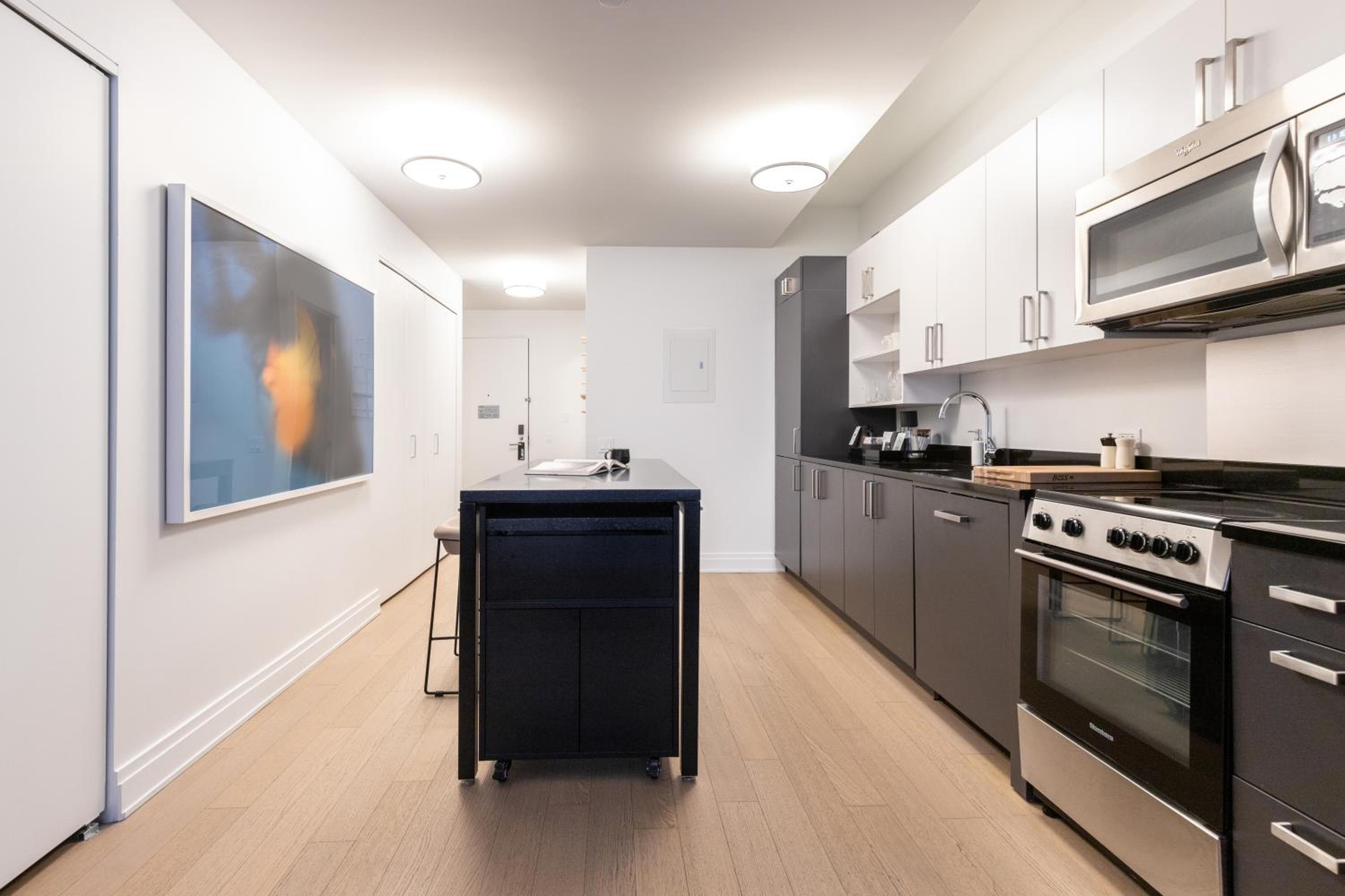 Mint House 70 Pine by Kasa — 14