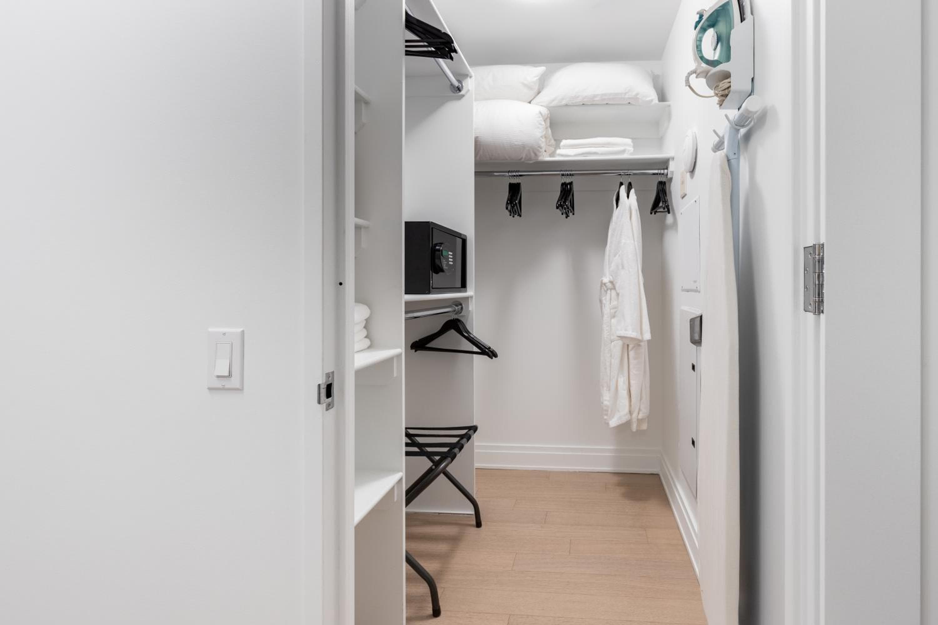 Mint House 70 Pine by Kasa — 20
