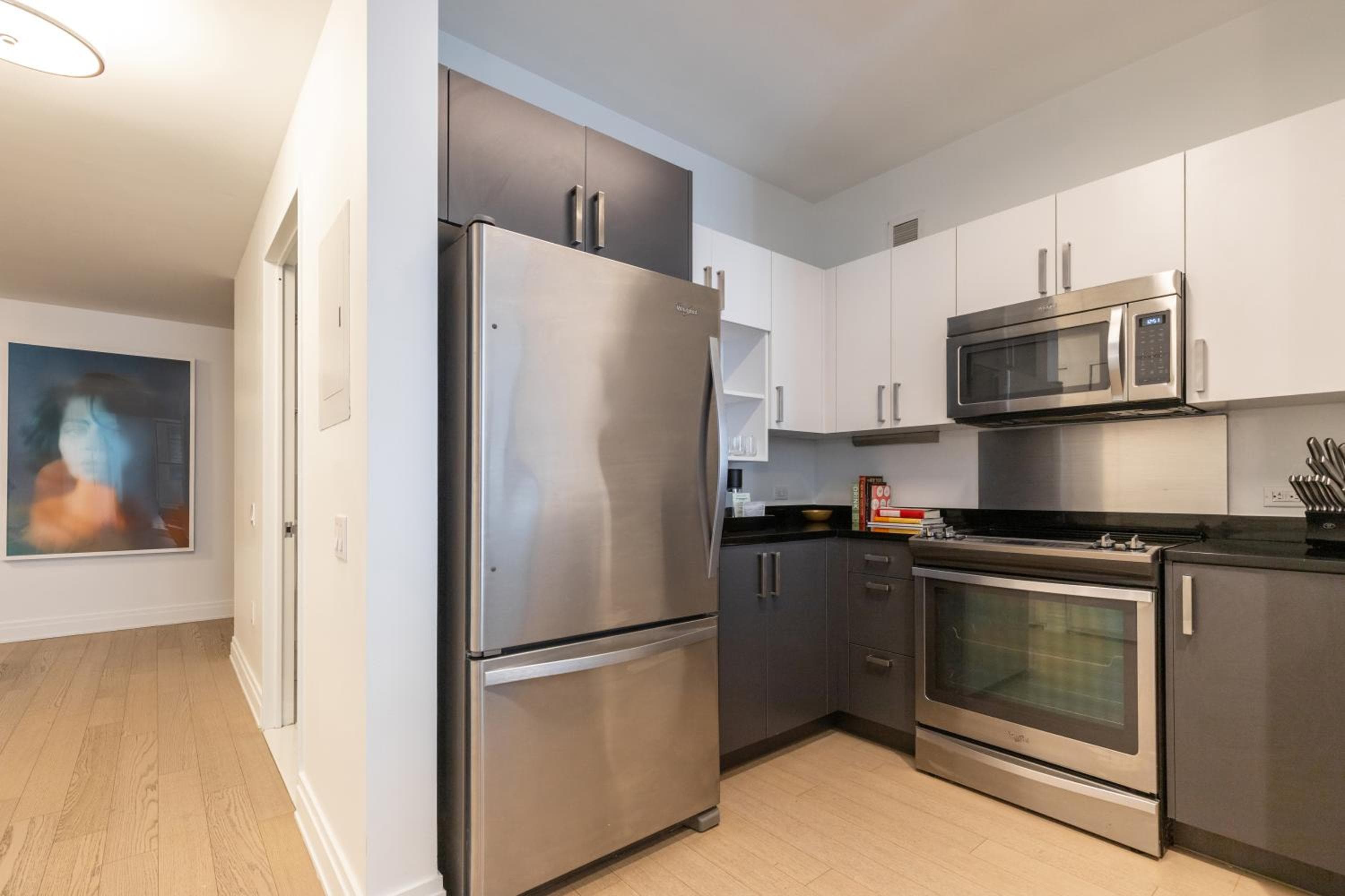 Mint House 70 Pine by Kasa — 24