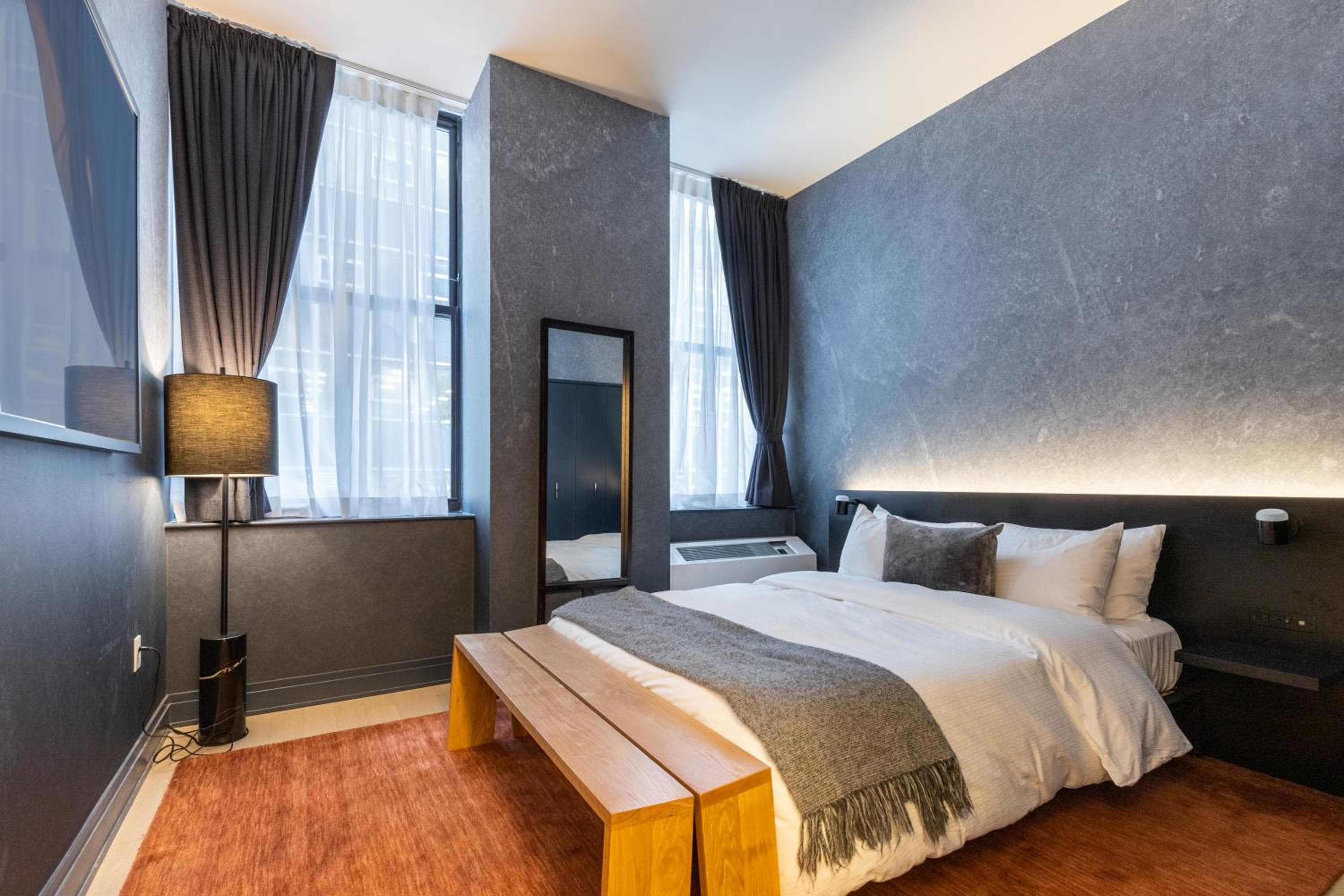 Mint House 70 Pine by Kasa — 24