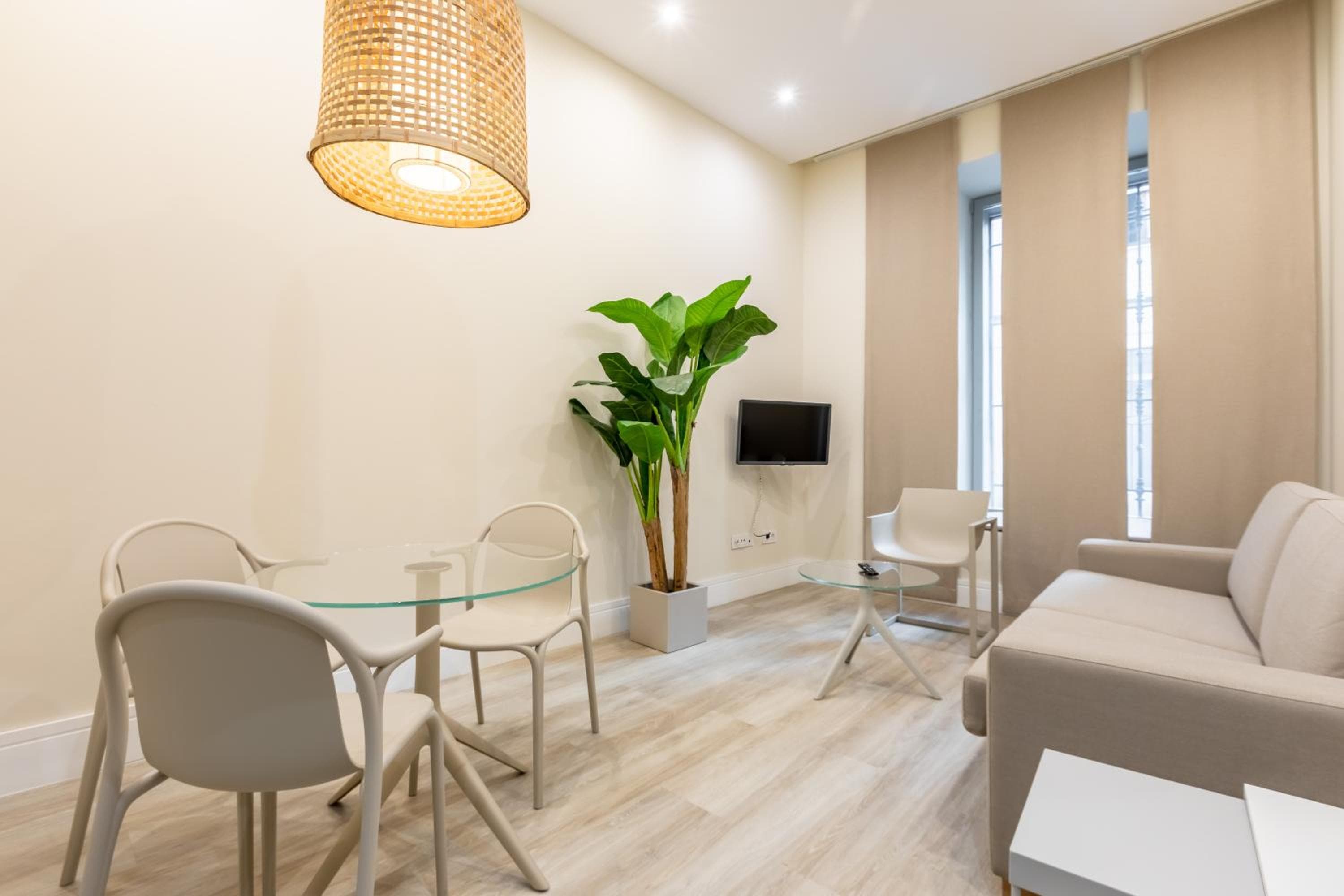 Kayser Premium Suites — 22