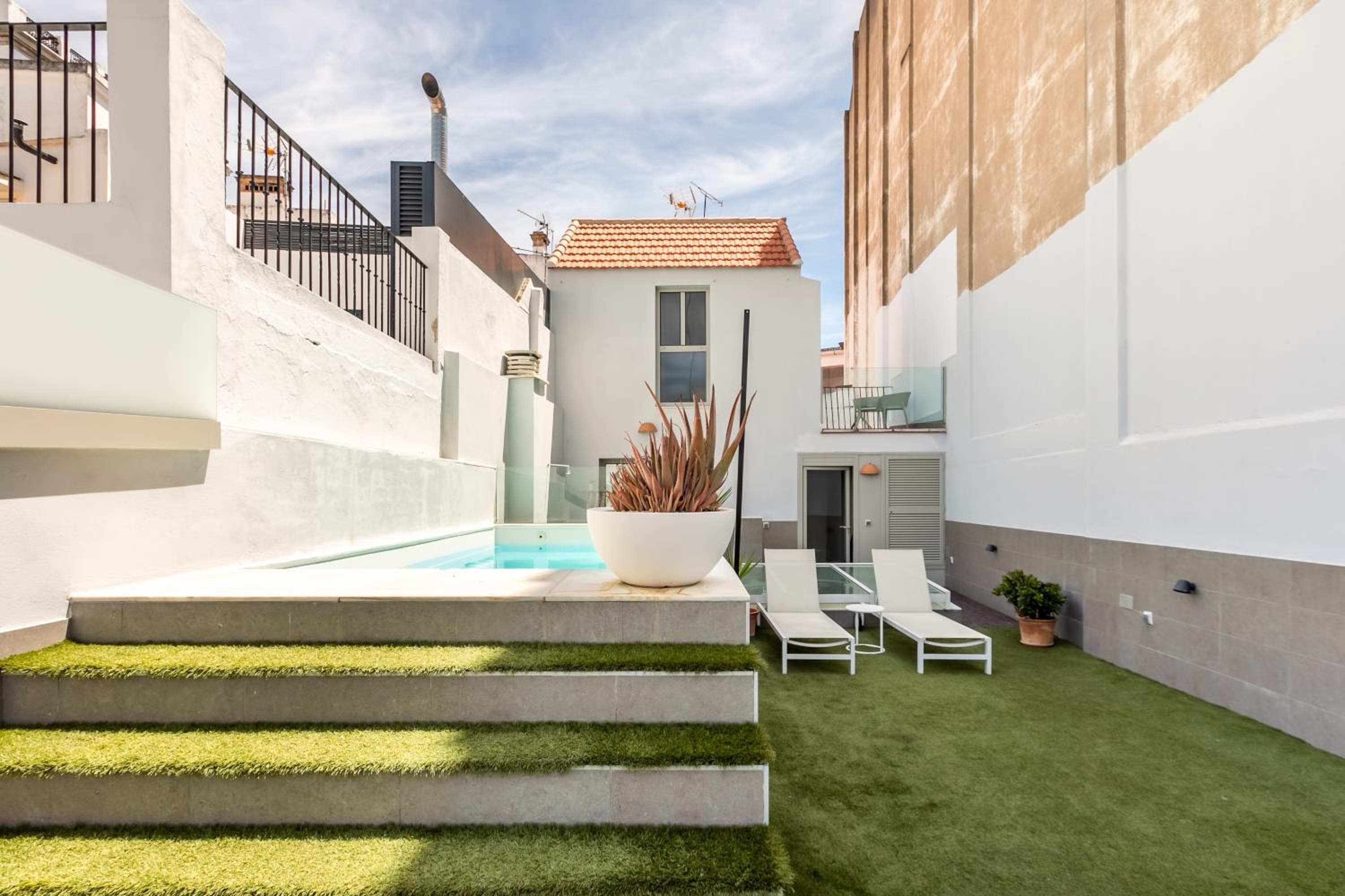 Kayser Premium Suites — 14