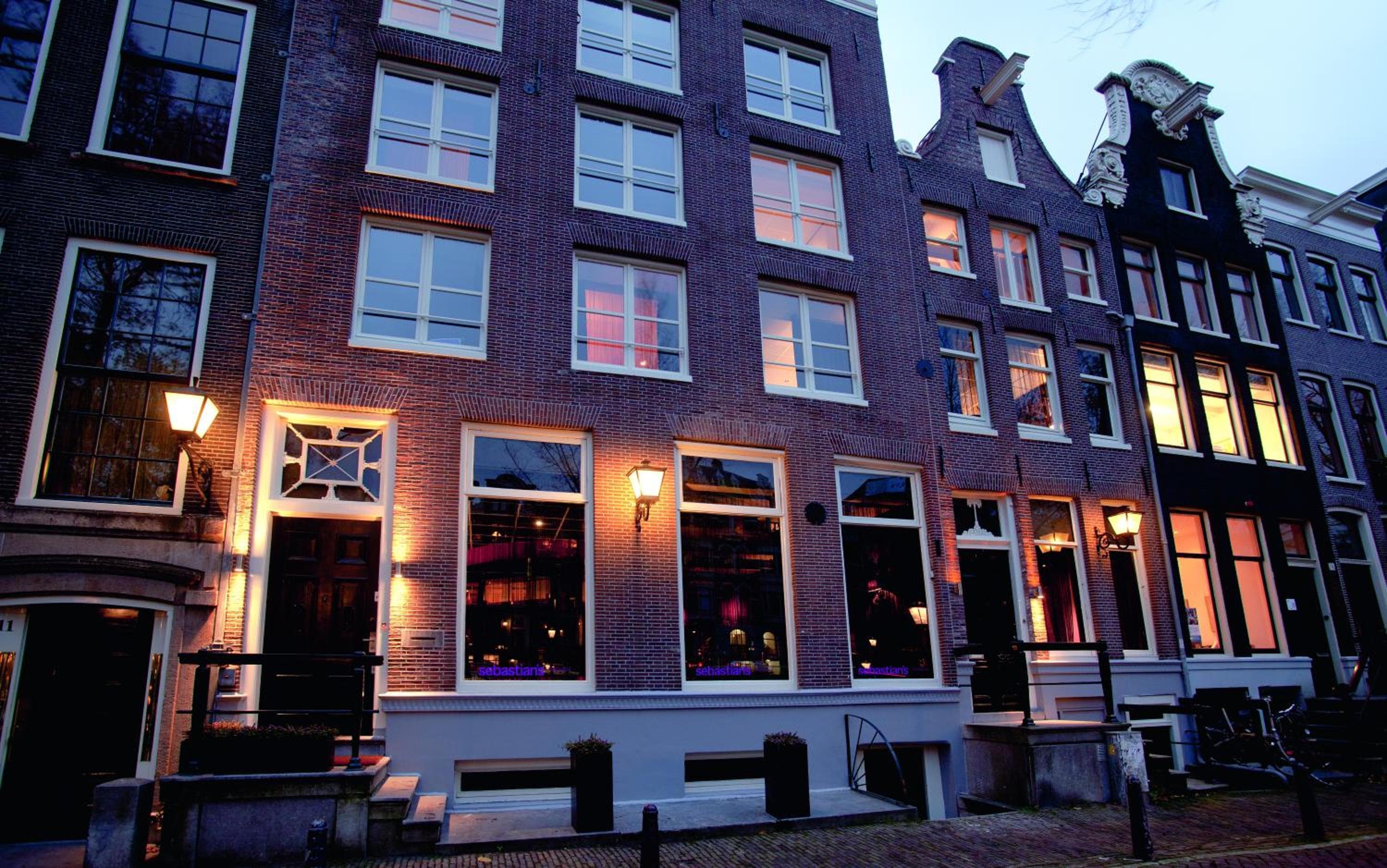 Hotel Sebastians — 1