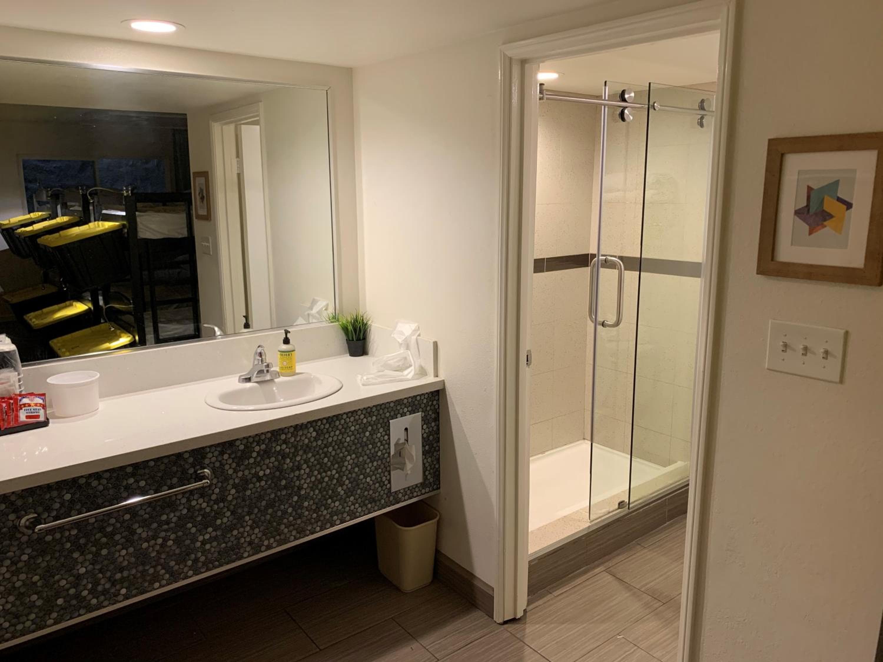 Bposhtels Las Vegas — 3