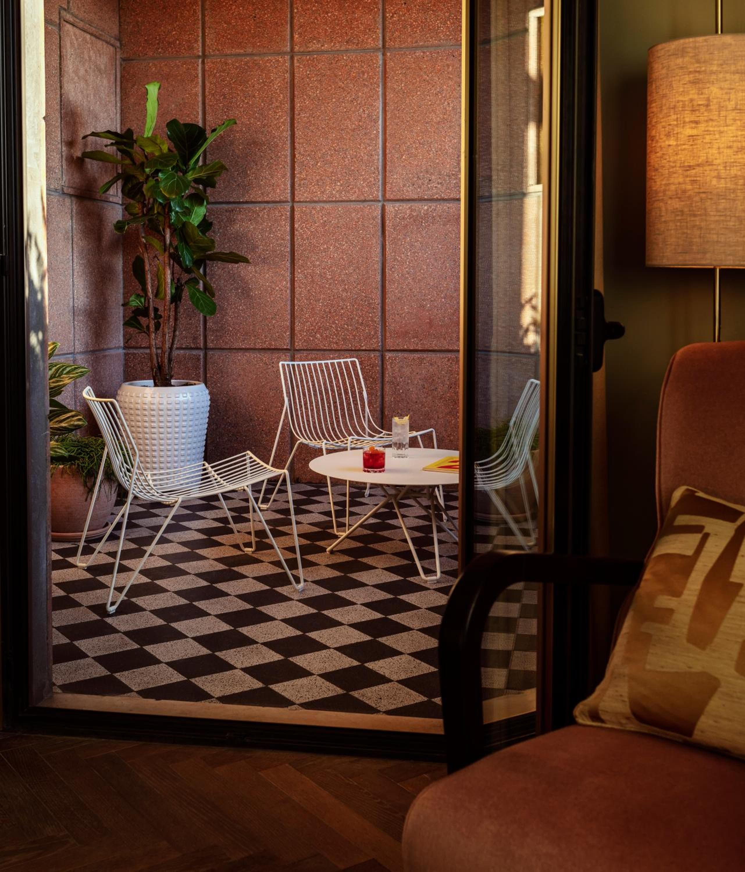 L'Hoxton, Roma — 19