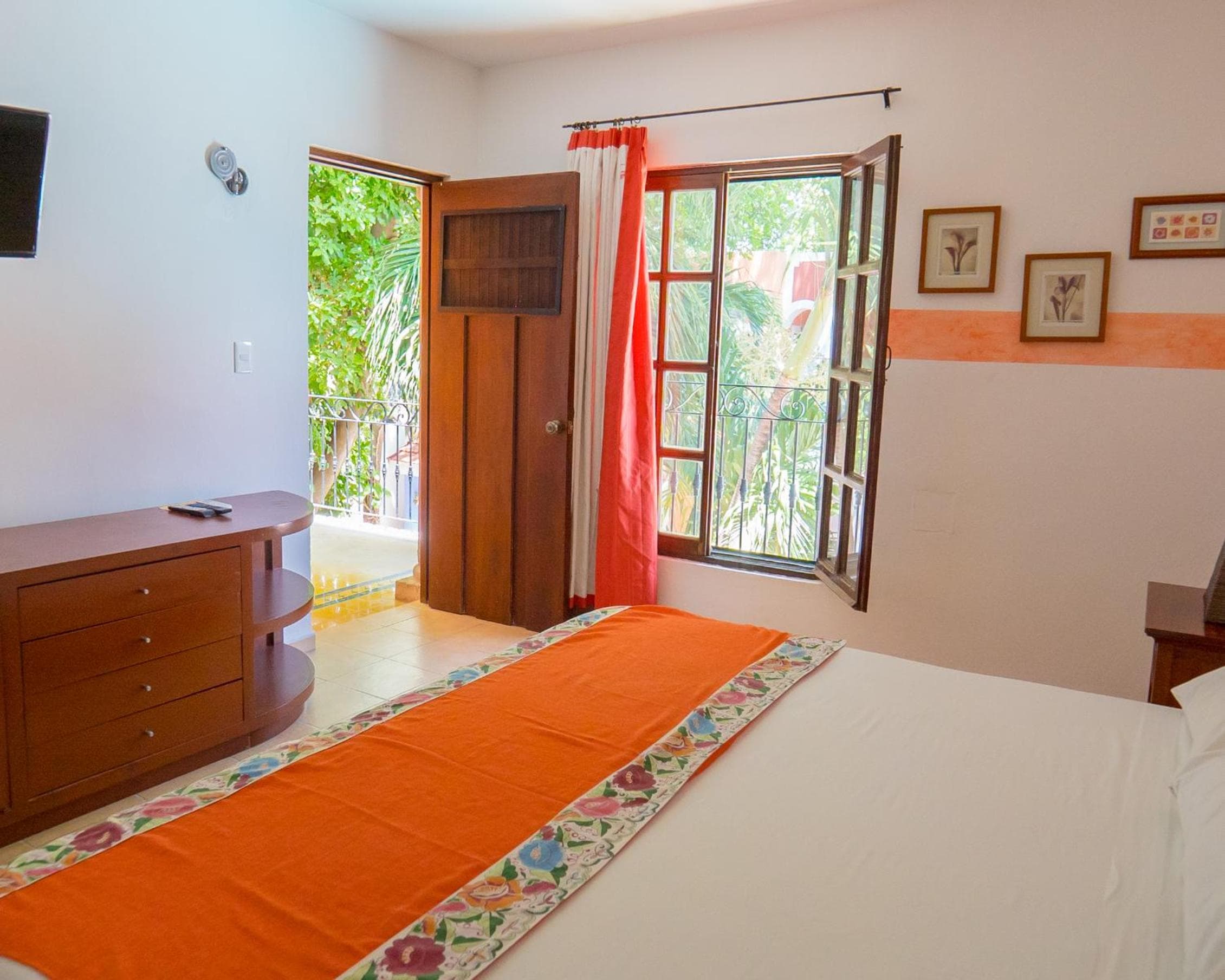 Hotel Casa de las Flores — 30