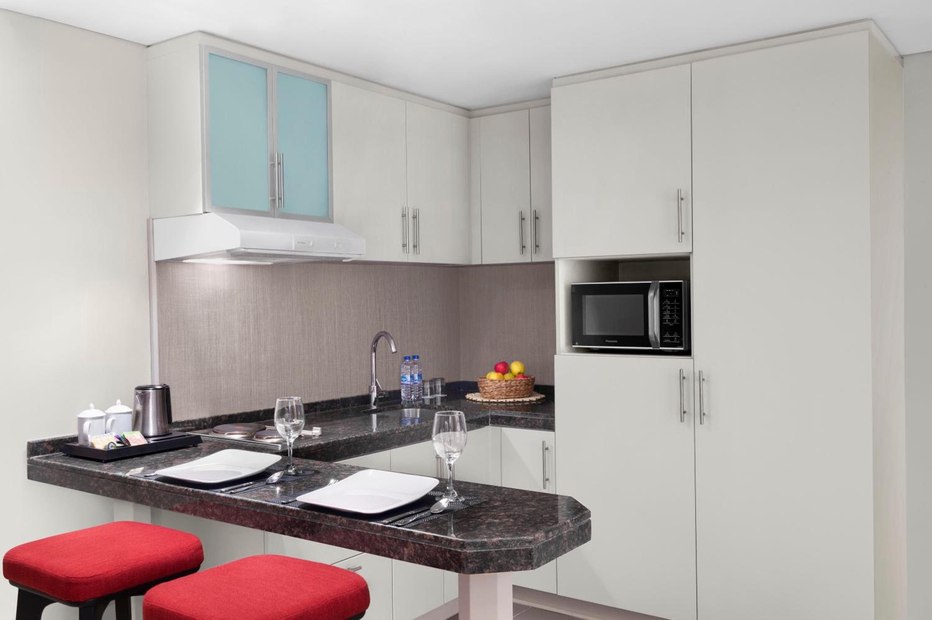 Leva Hotel e Suite, di fronte al centro città — 8