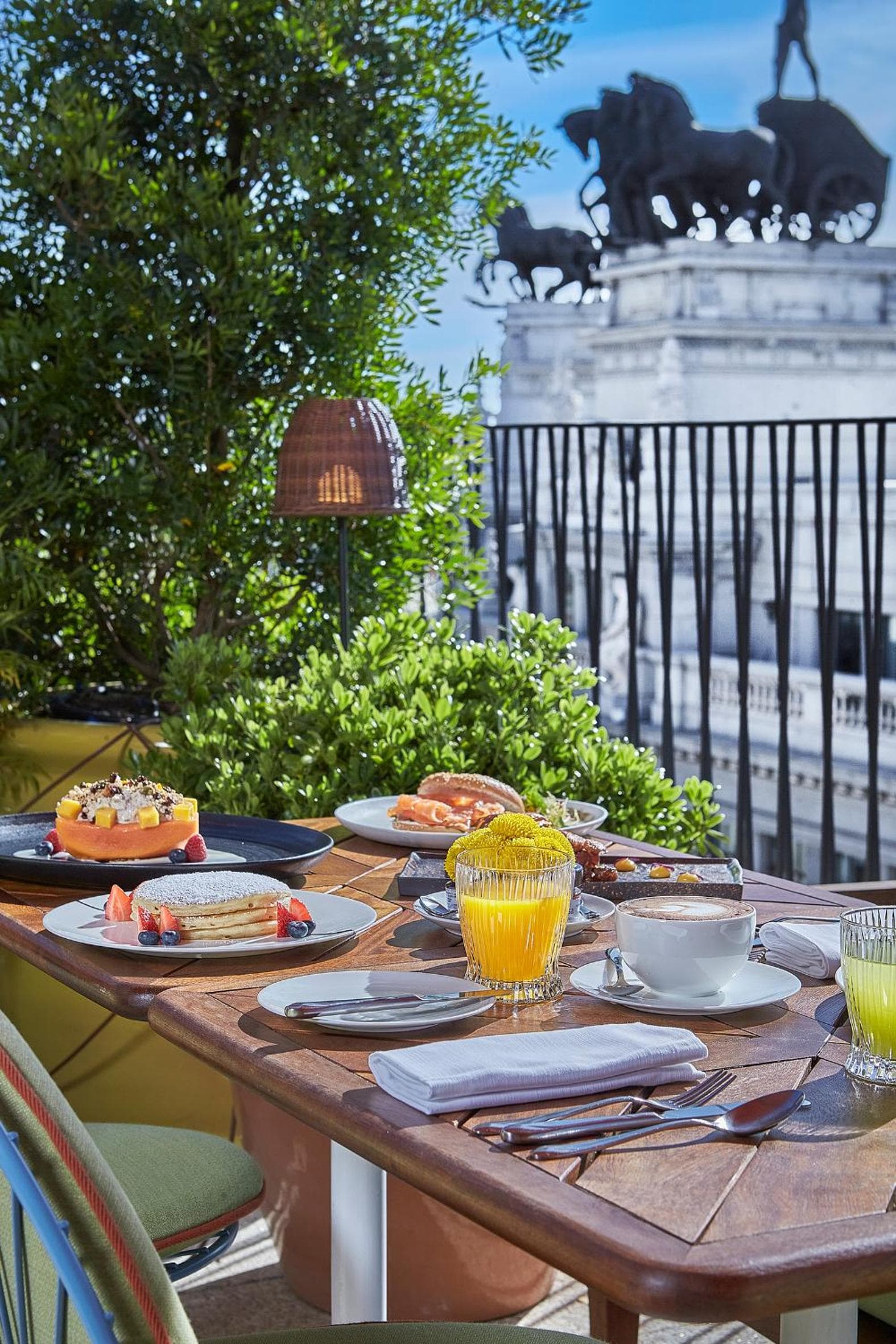 Four Seasons Hotel Madrid — 18