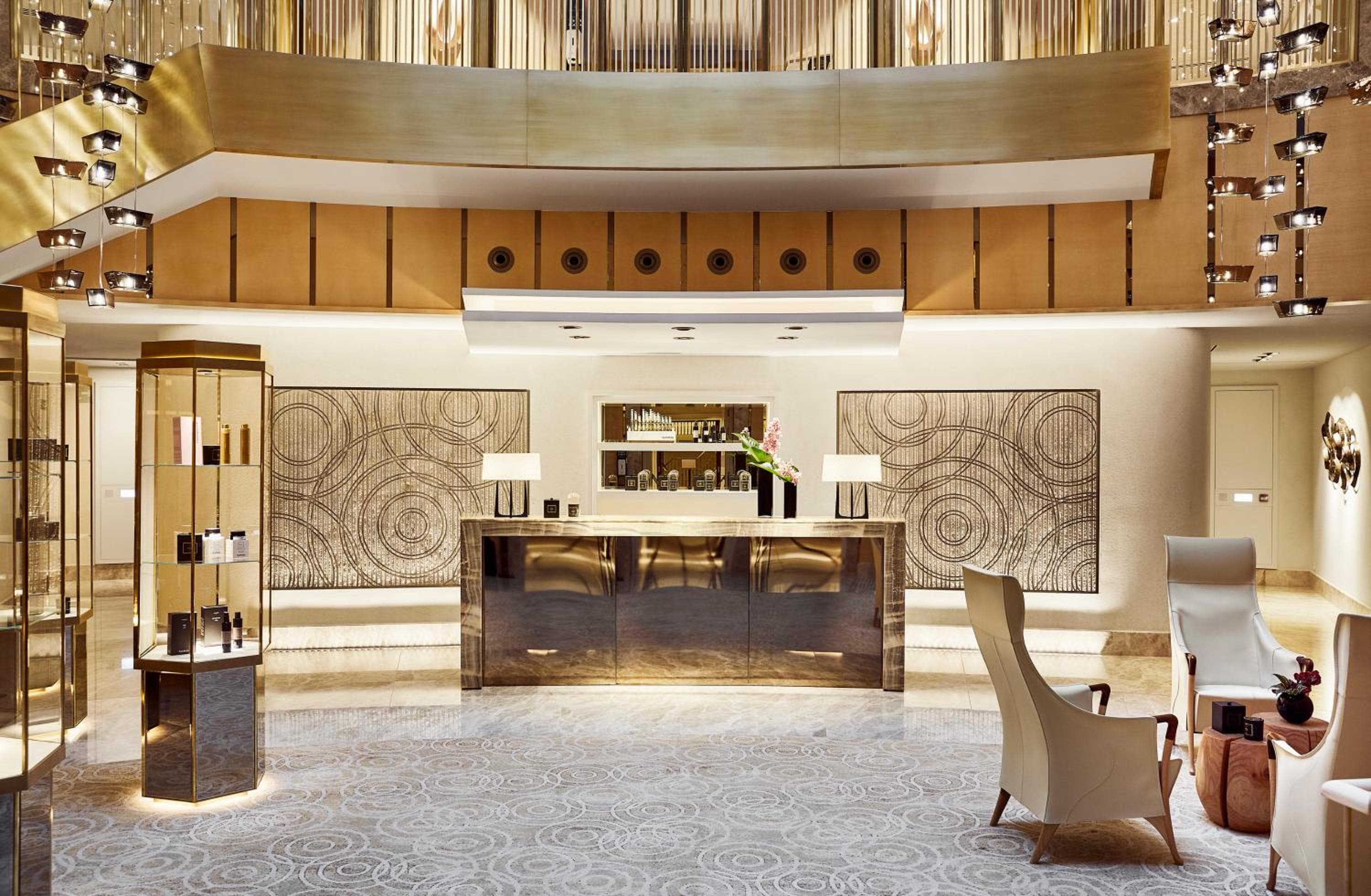 Four Seasons Hotel Madrid — 23