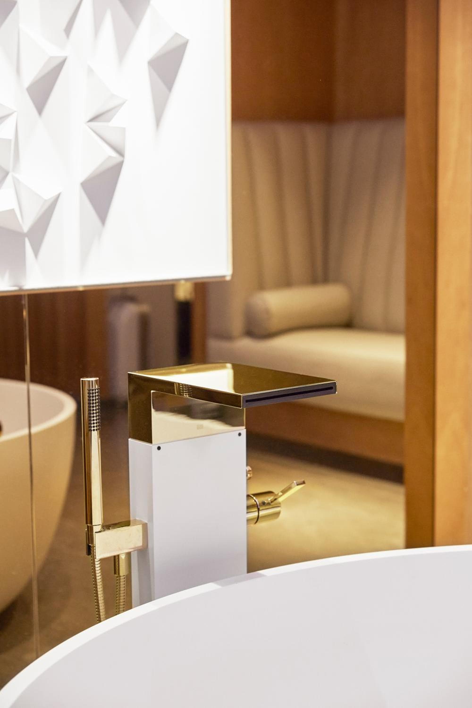 Four Seasons Hotel Madrid — 24